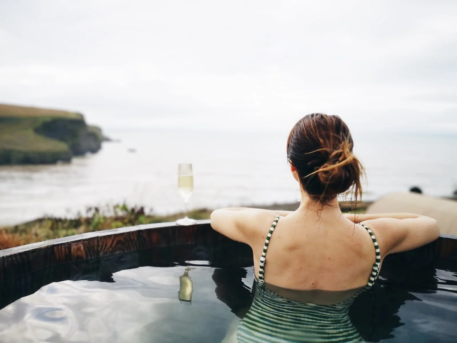 ESCAPE | RELAX | RECHARGE