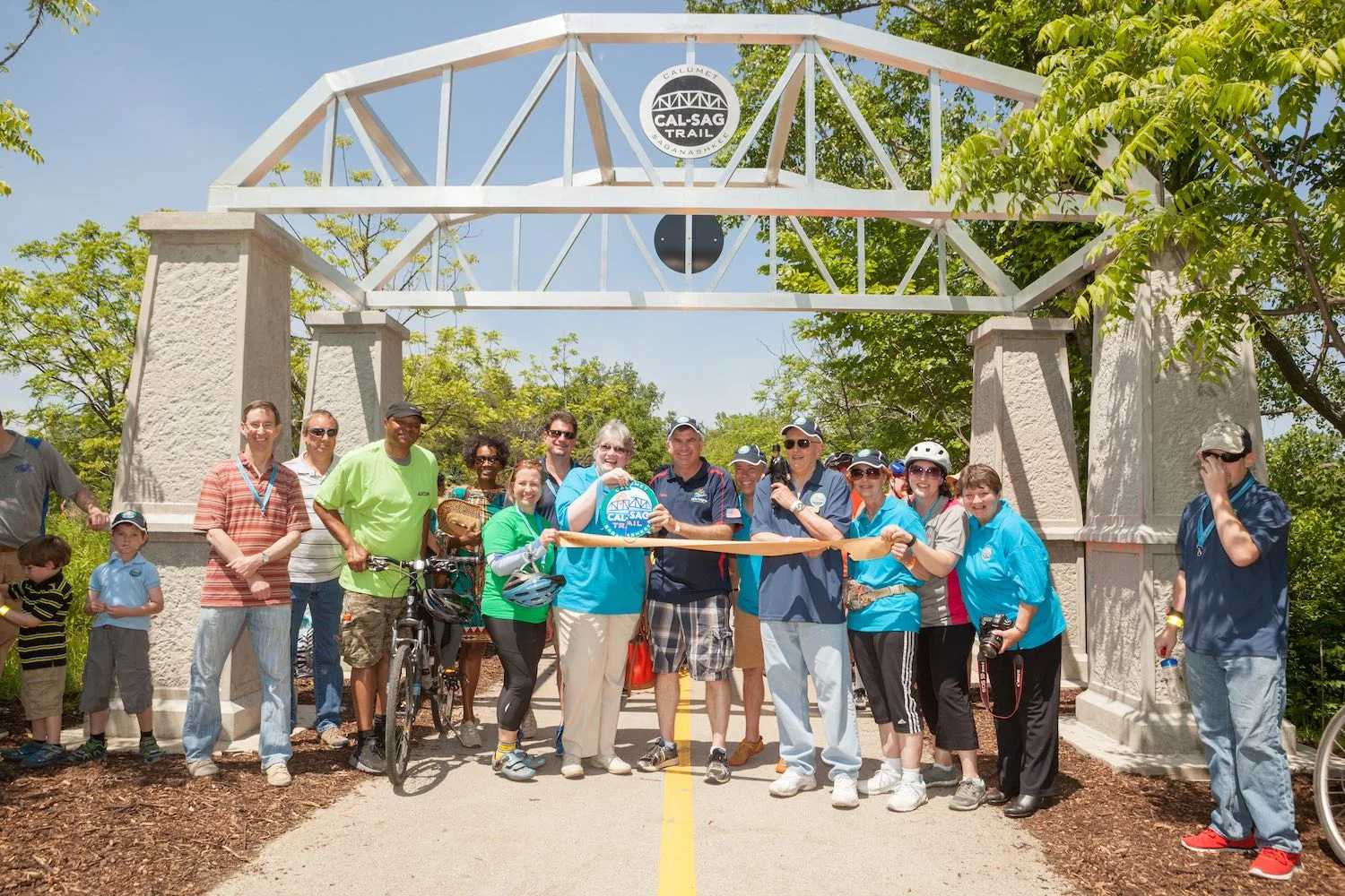ribbon cutting.jpg