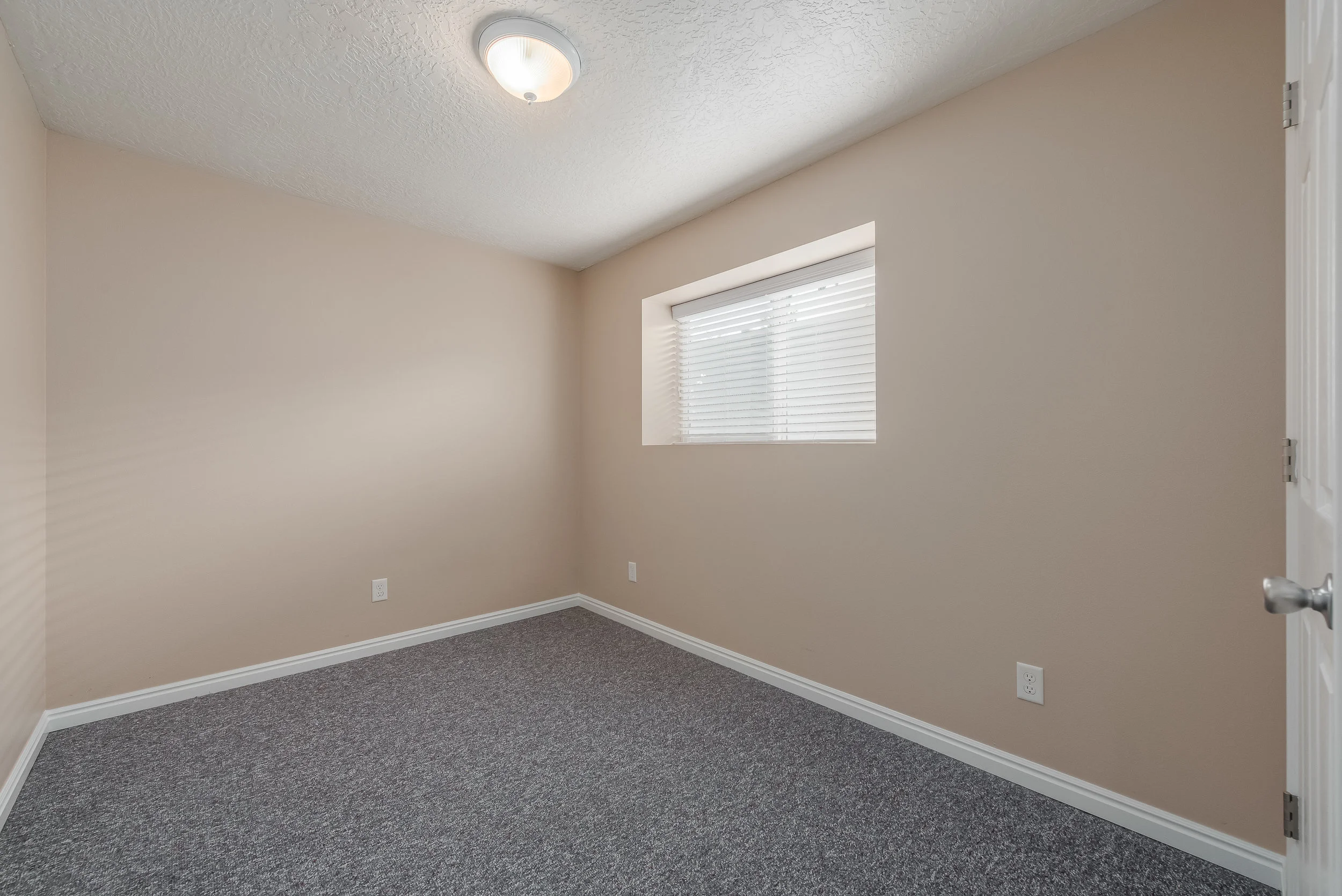 Brad_531 465 S, Spanish Fork-19.jpg