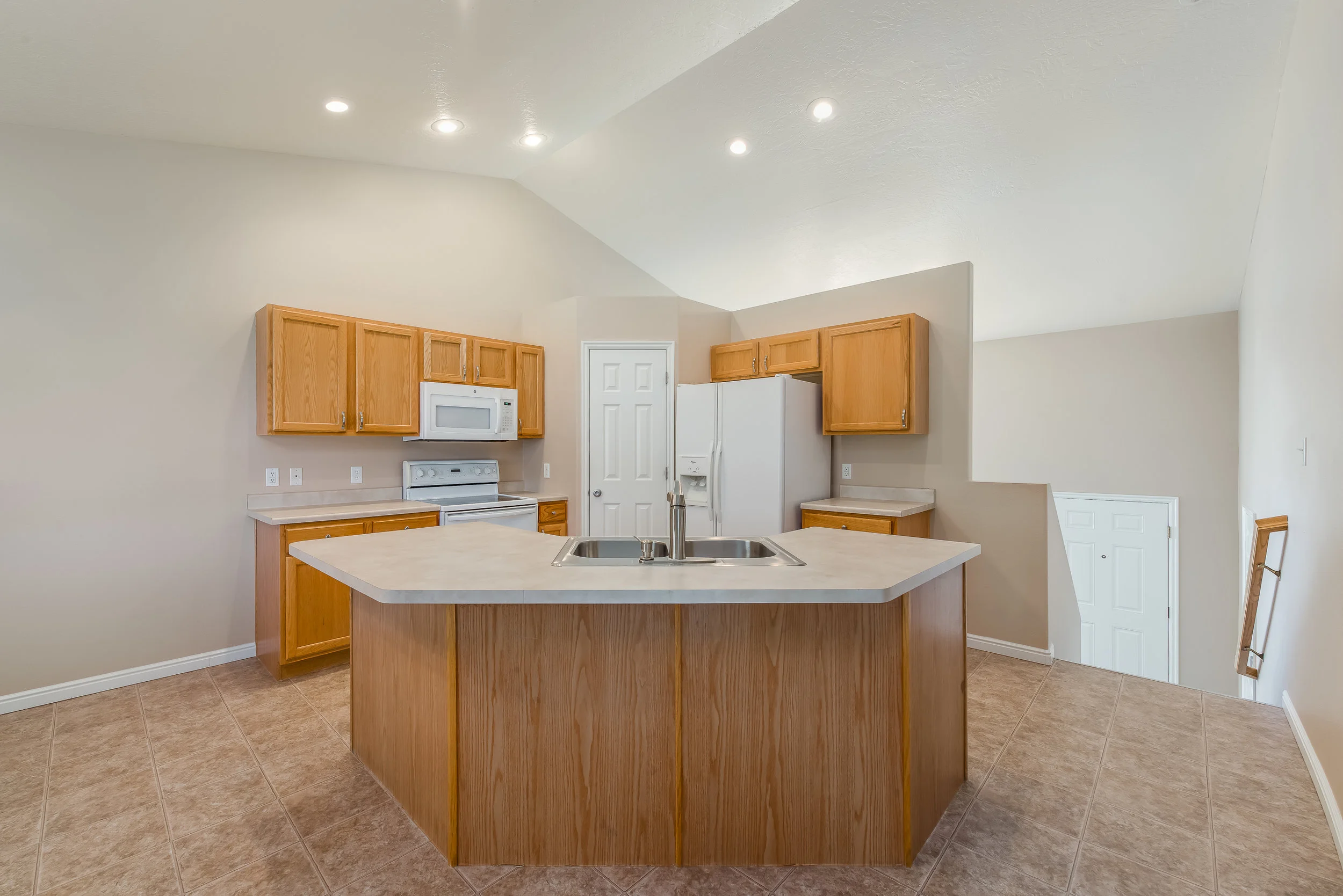 Brad_531 465 S, Spanish Fork-5.jpg
