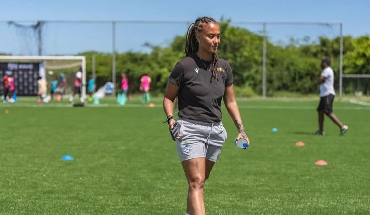 Olivia Graveley Becomes First Turks and Caicos Islands Woman to Earn US Soccer National B Coaching License
