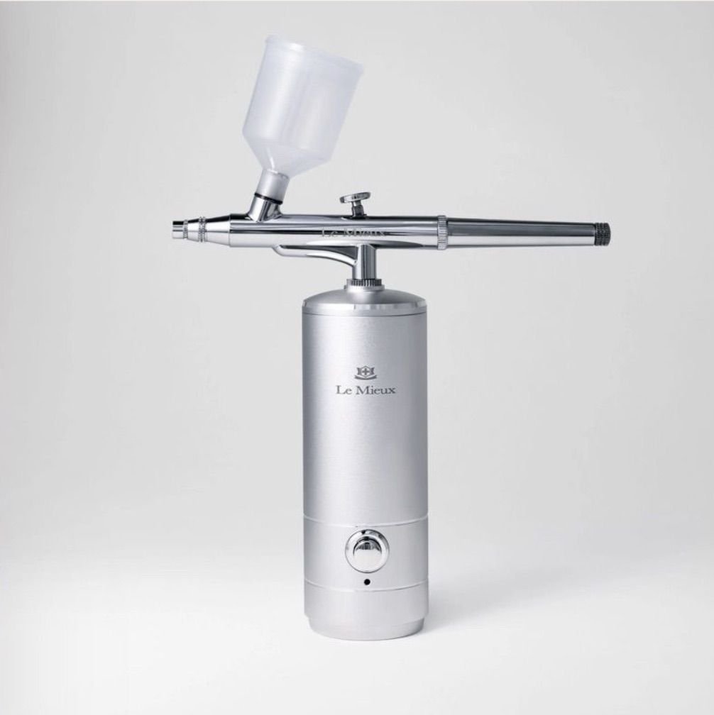 Le Mieux— Ionized Oxygen Infuser
