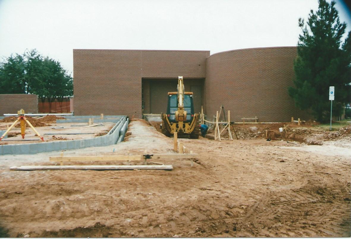 construction of new loading dock 1996.jpeg