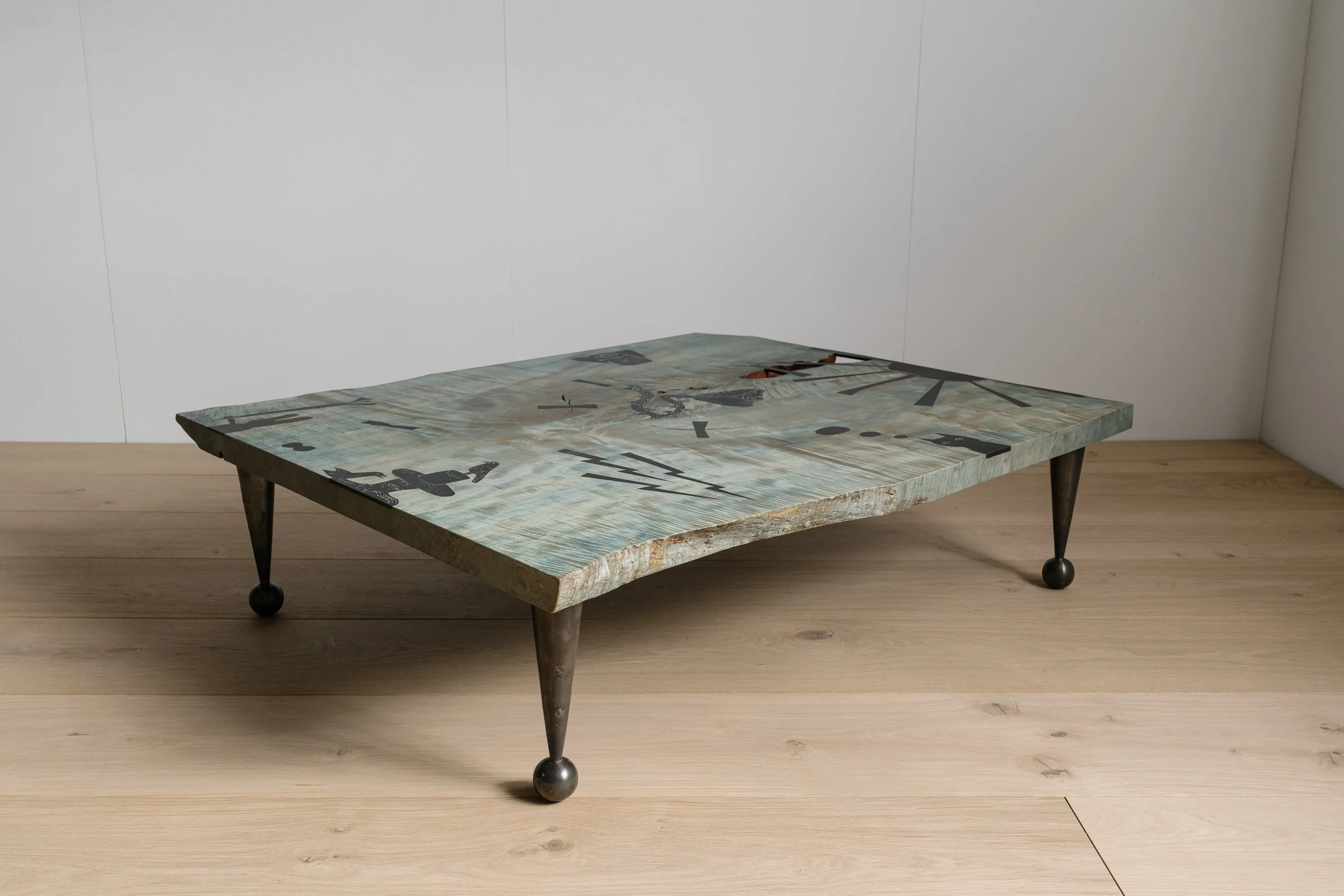 #2024359 Hatfield Coffee Table w/ Ebony Inlay