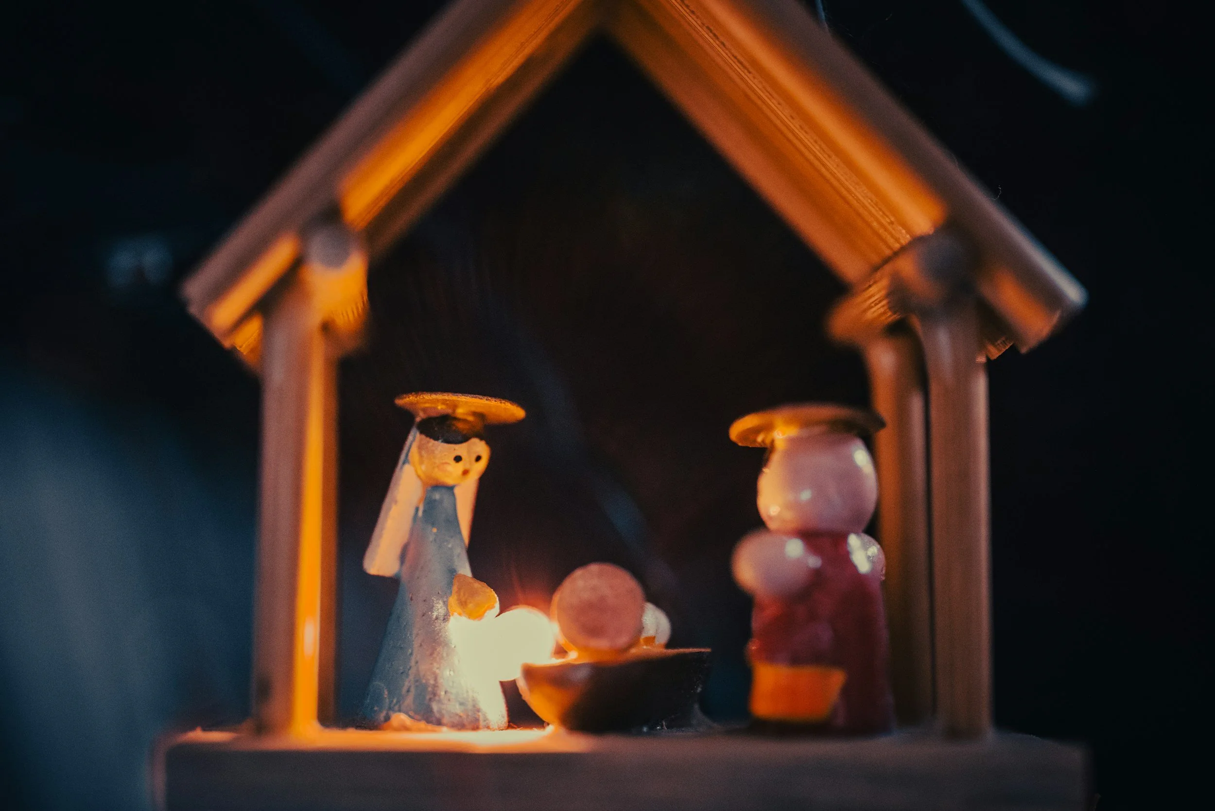 12/27  "영적 전쟁의 승리 - Where the Battle is Won or Lost" (렘 4)