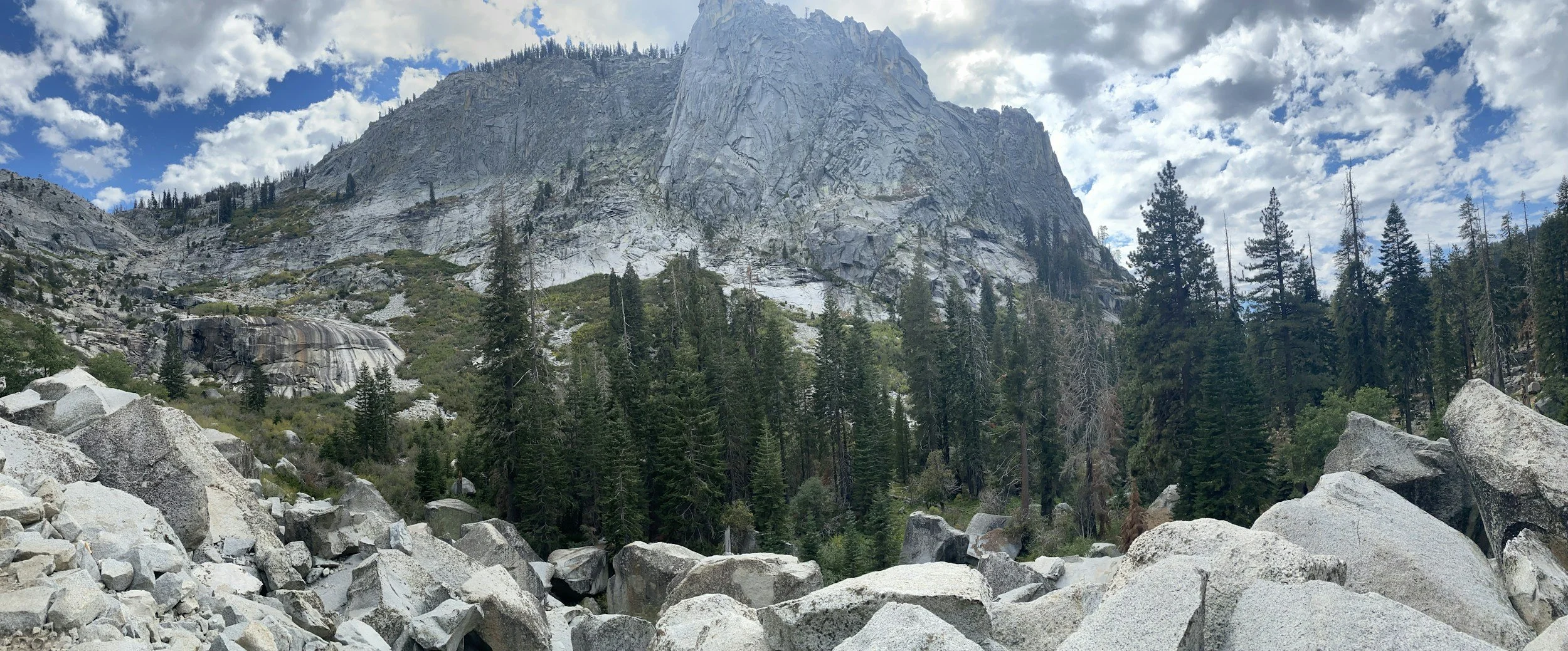 2/8 "두려워하지 않도록 두려움을 주소서" (계 21:8)