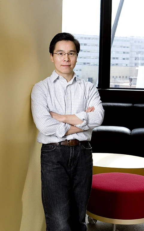 Wenjun Guo-crop_gallery.jpg