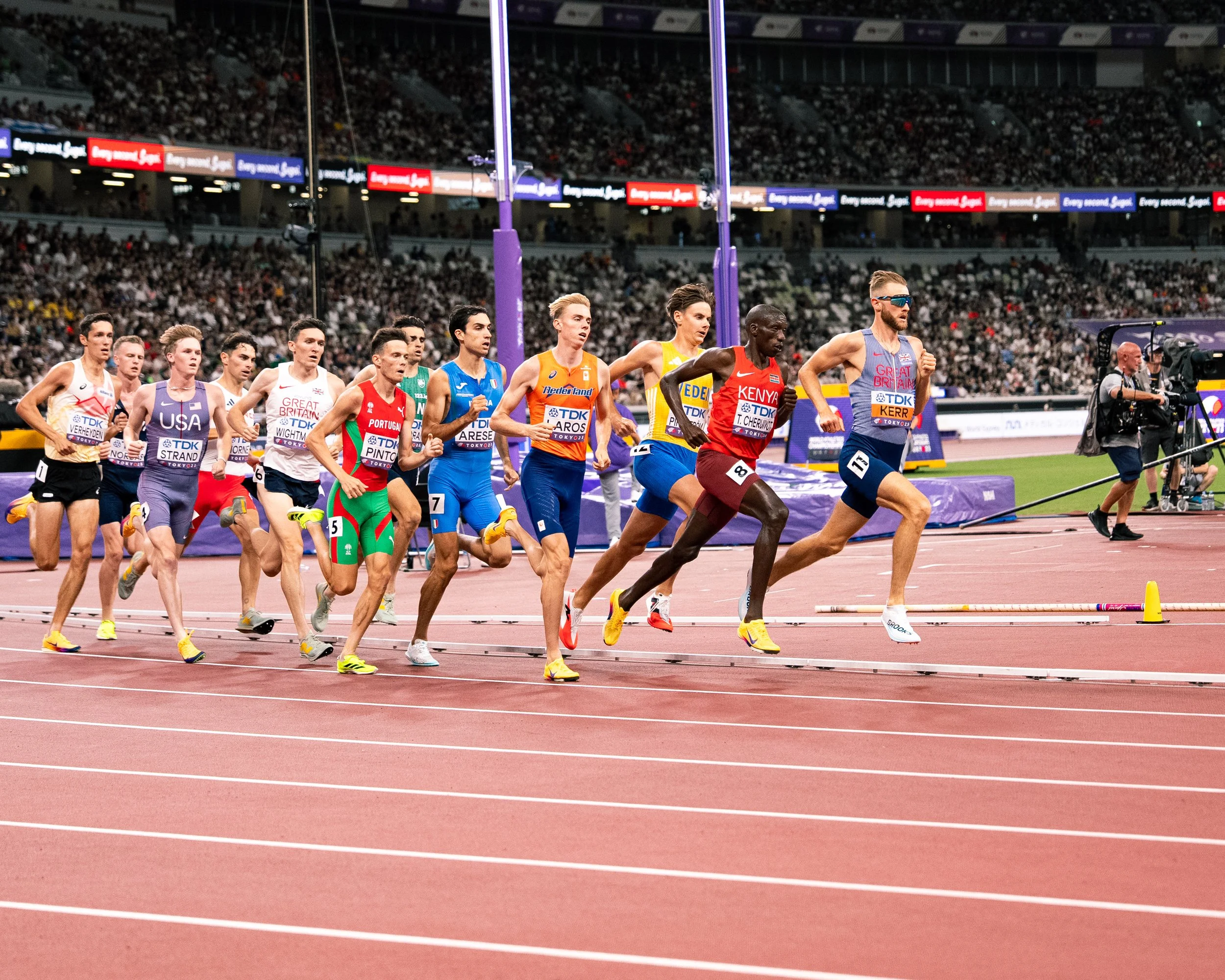 Men's 1500m. Photo by Tyler DeWaard.