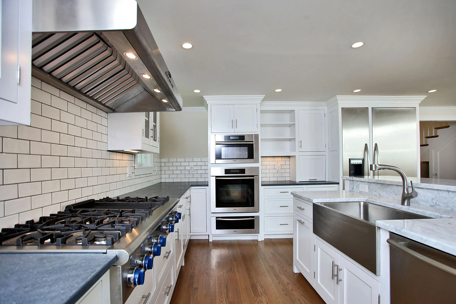 Maple Kitchen 4.JPG