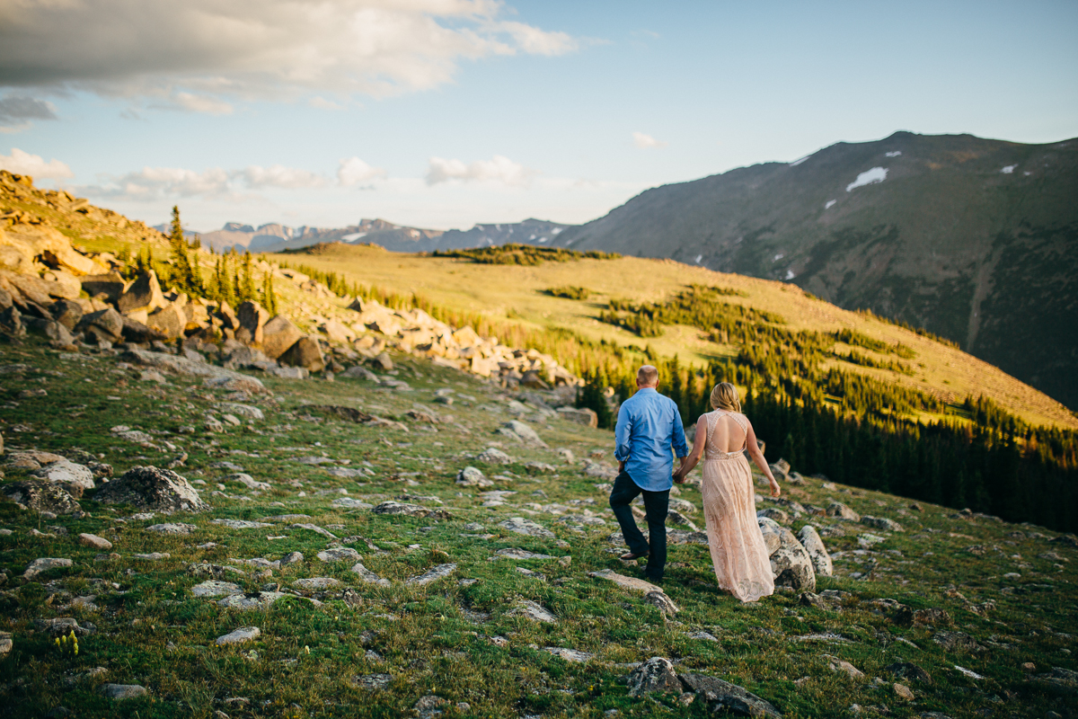 r+b-small-business-saturday-engagements-9.jpg