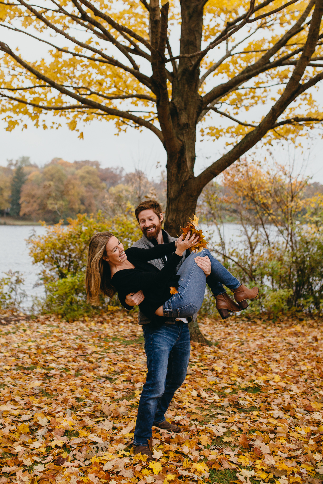 rowan+birch-engagement-chicago-fall-8.jpg