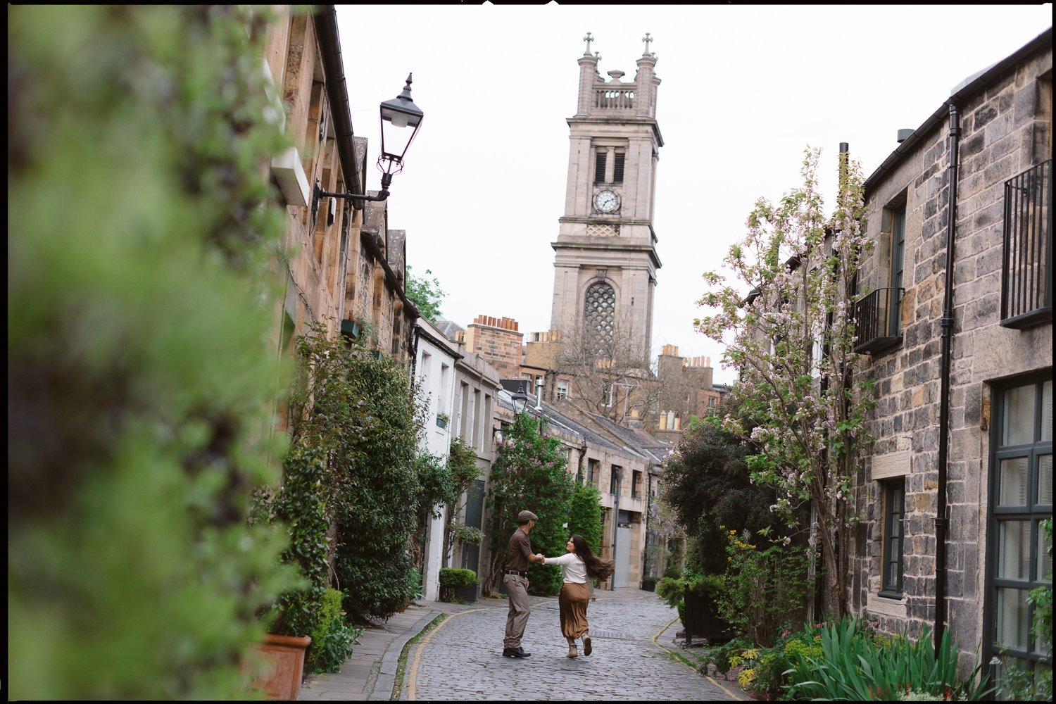 An Edinburgh Engagement Session | Scotland Wedding Photographer