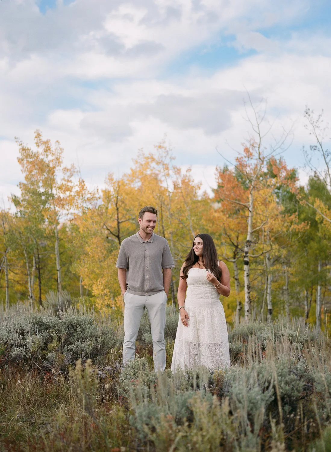 Colorado-mountains-fall-engagement-aspens-1.jpg