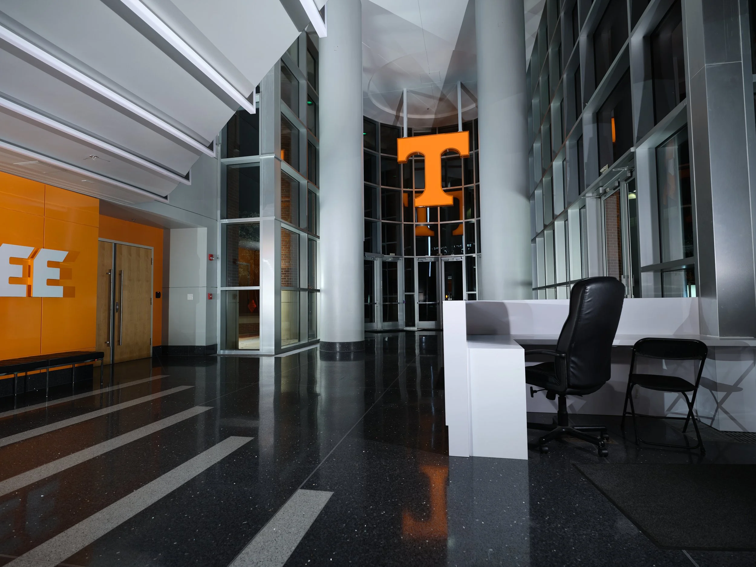 BrendaLawsonLobby__DSF5567-72_Flat_3000px.jpg
