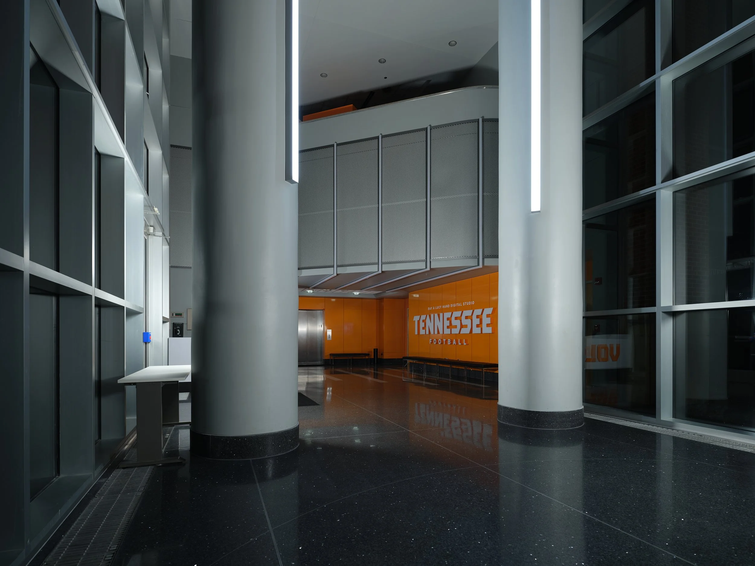 BrendaLawsonLobby__DSF5610-11_3000px.jpg
