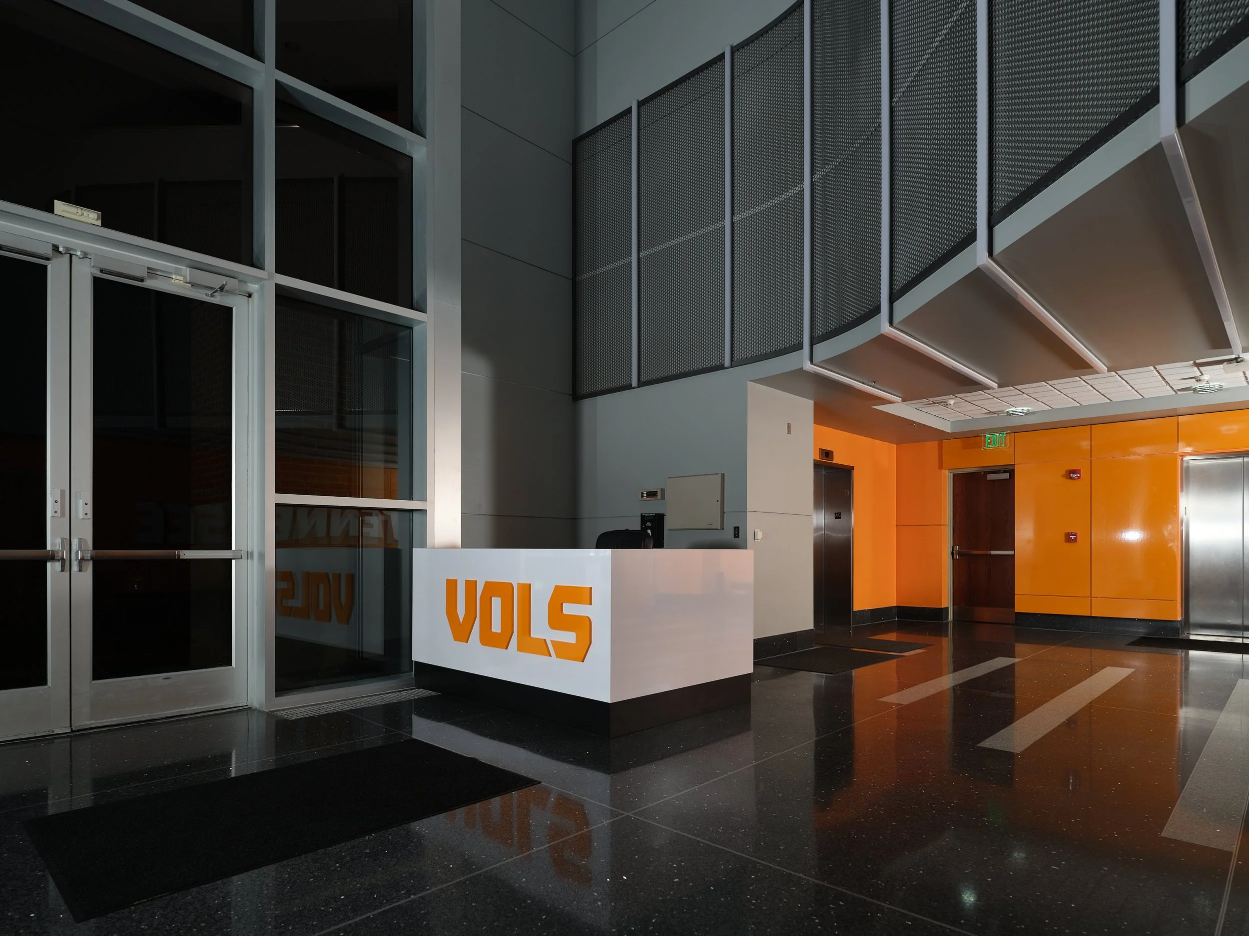 BrendaLawsonLobby__DSF5613_3000px.jpg