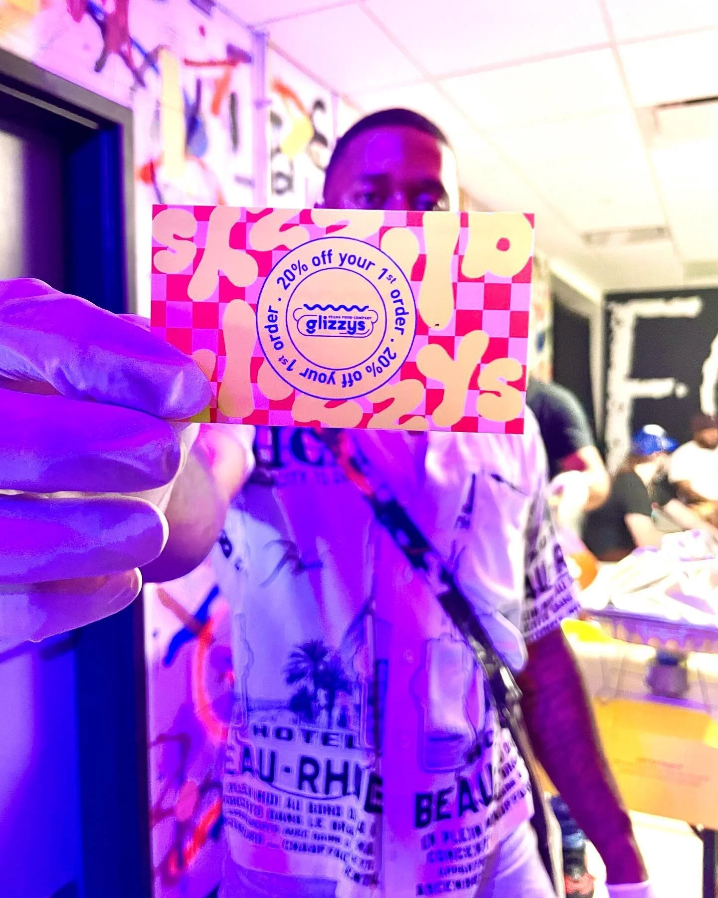 Want 20% off your first order? We will send 5 lucky winners this coupon. Here&rsquo;s what you need to do 1. Follow @glizzysdc 2. Like this post 3. Tag two friends you&rsquo;d share a 🌭 with!