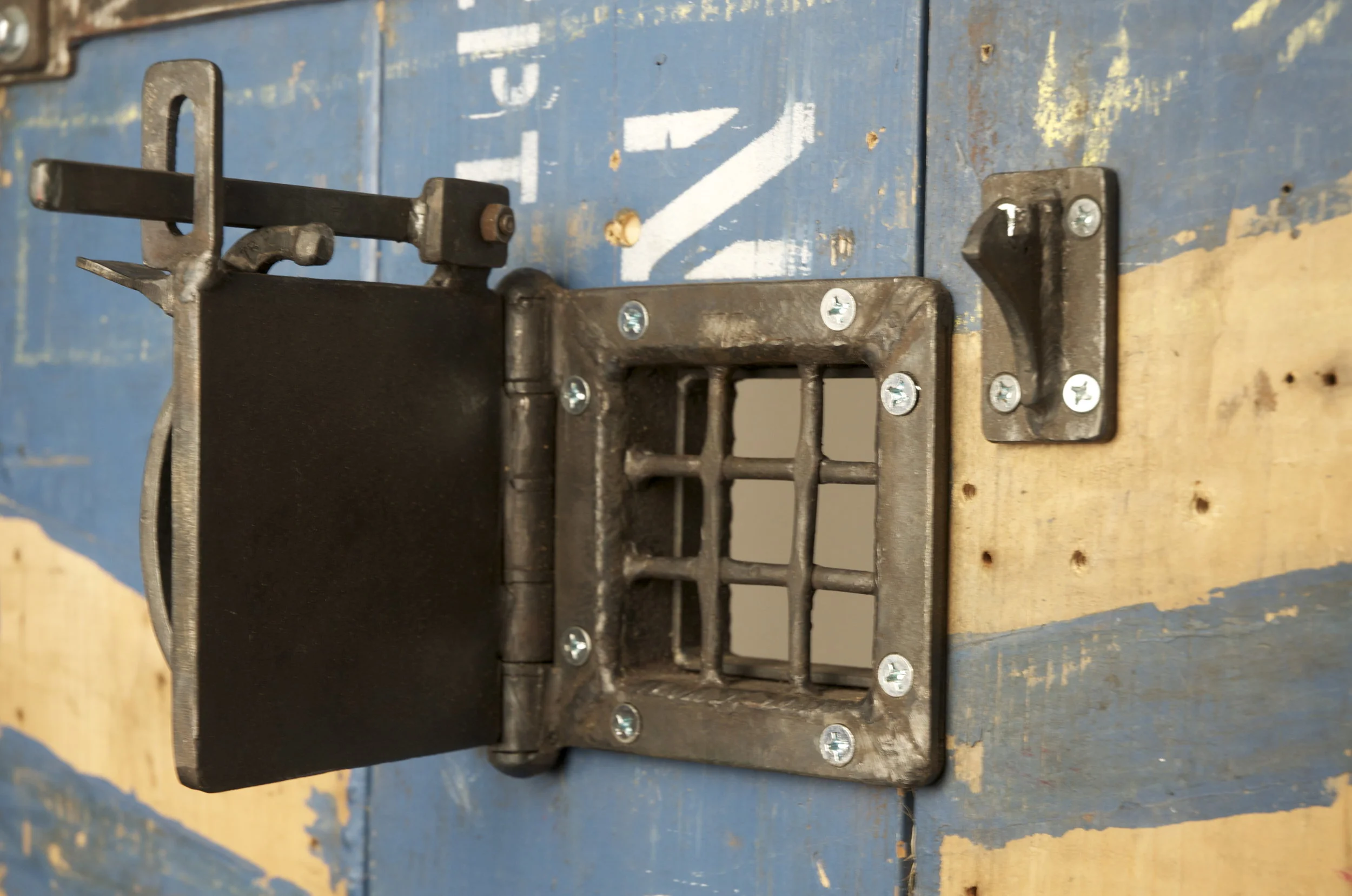 sachs-04-01;;detail 5.jpg