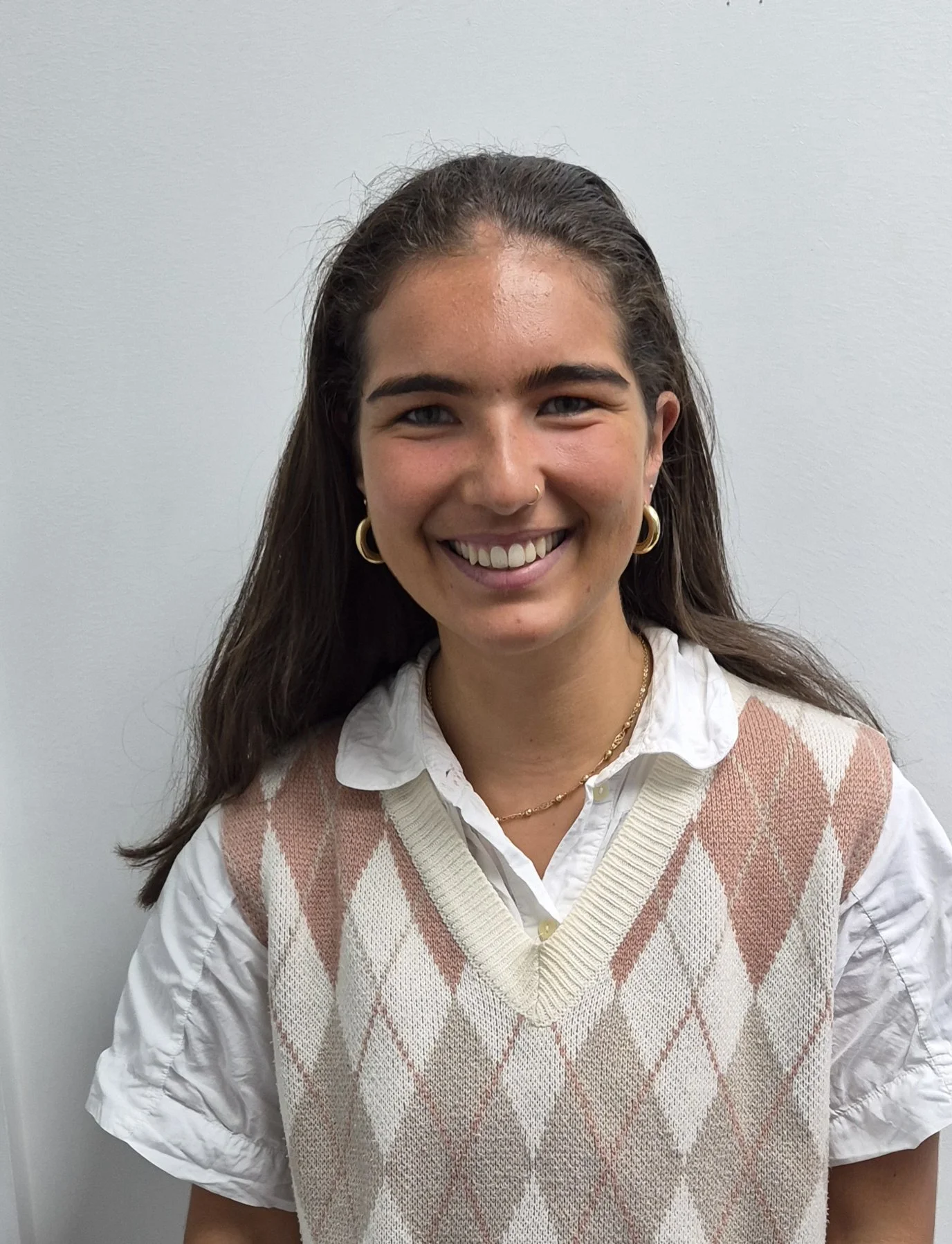 Bella Chait portrait photo.jpg