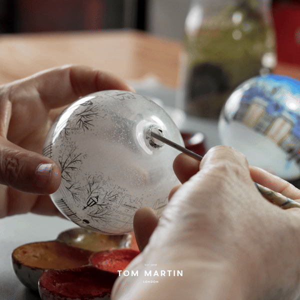 Inside+Panting+TOM+MARTIN+COPYRIGHT+2024.gif