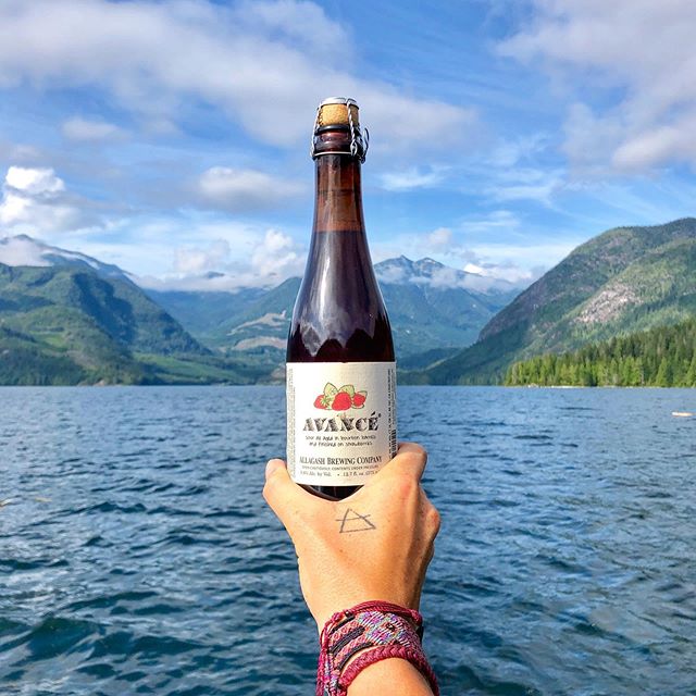 Currently drinking:
Avance from @allagashbrewing
&bull;
Exploring the Discovery Islands and camping in a little boat out on the ocean has been unreal. Warm water, beautiful sights, and exciting adventures have made this one heck of a fun summer getaw