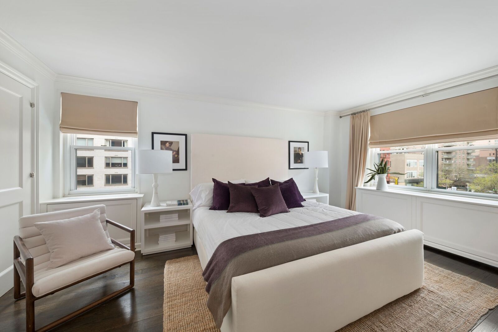 200East84thSt56G-UpperEastSideNewYork_Michael_Orme_DouglasElliman_Photography_50875851_high_res.jpg