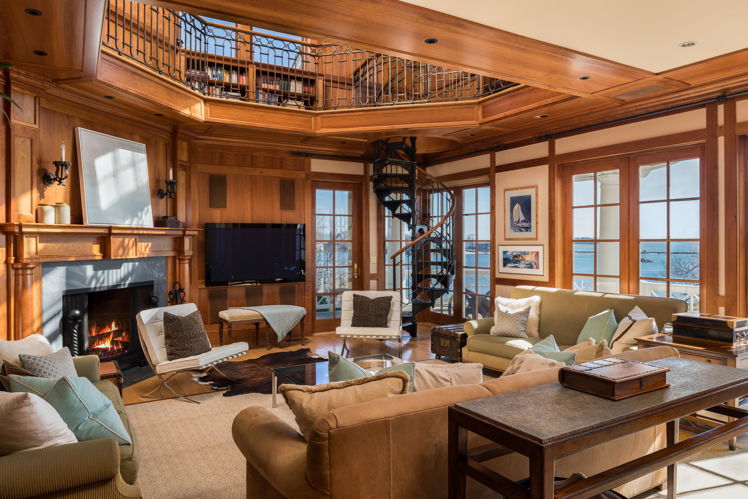408GraceChurchStreet-RyeNewYork_DEWestchester_Agent_DouglasElliman_Photography_49527886_high_res.jpg