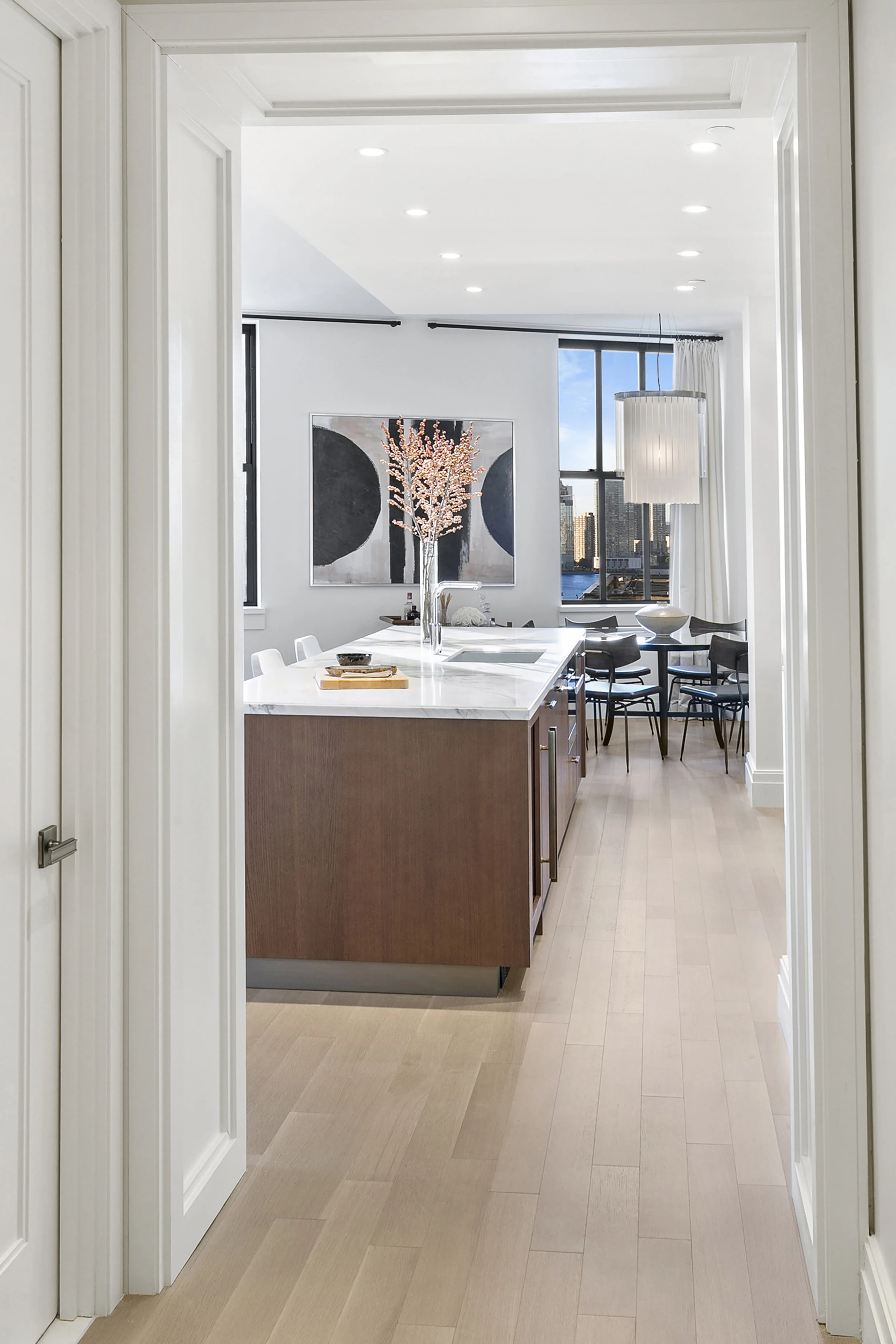 100 Barclay_Residence  11Q_Hallway_credit_Rise Media.jpg