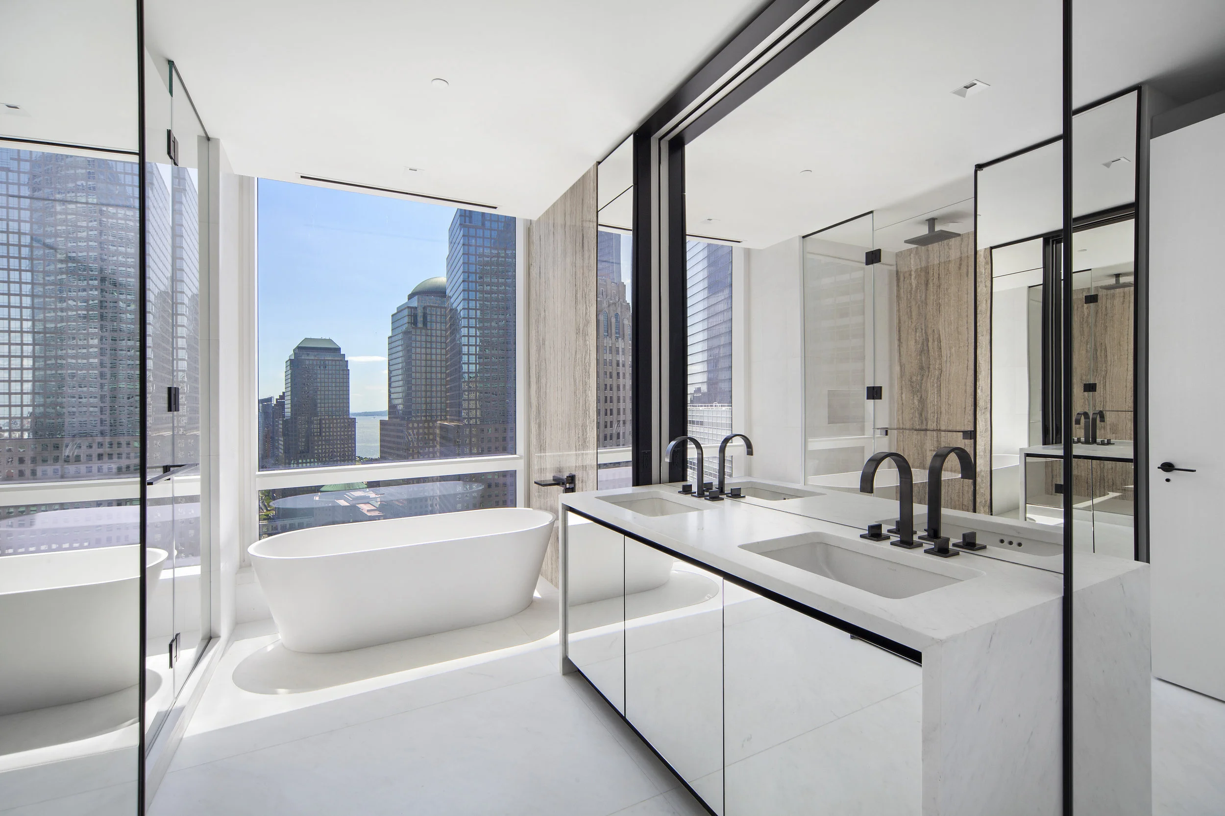 Larson_111MurraySt_33B_bath1.jpg