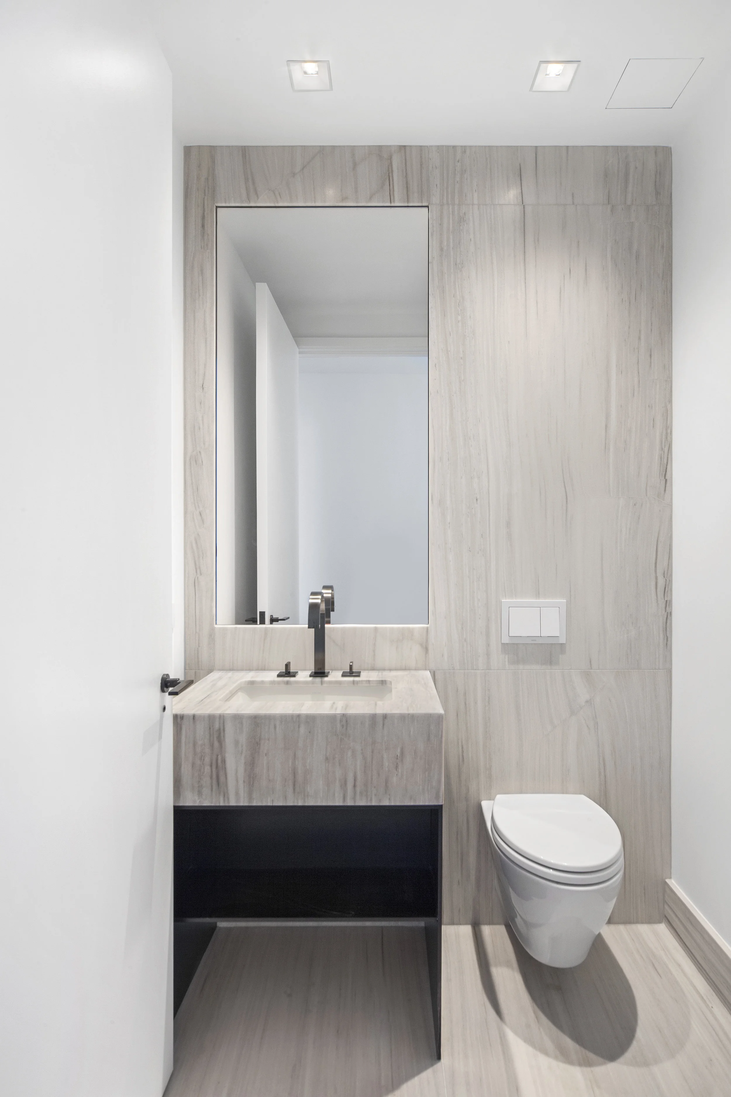 Larson_111MurraySt_33B_bath3.jpg