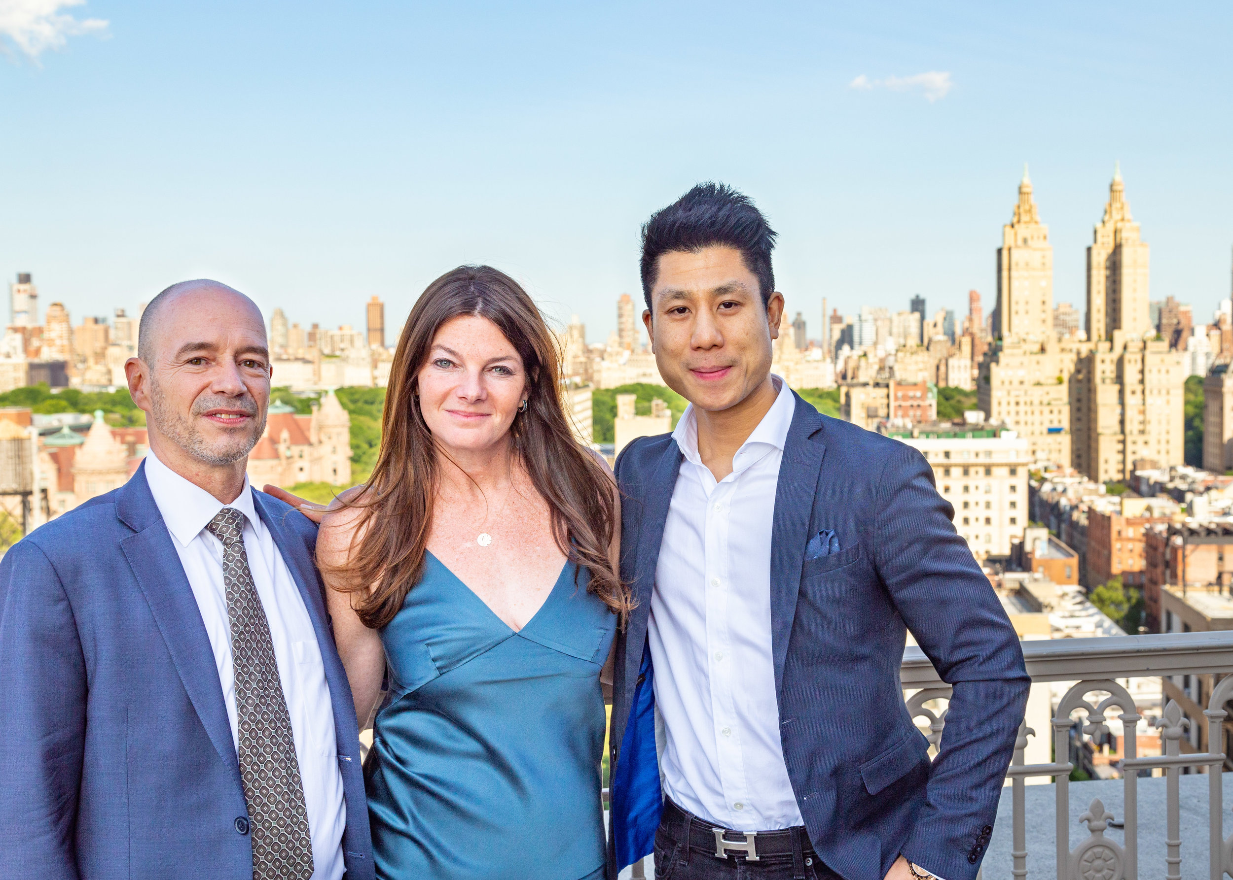 John Lawrence, Executive Manager of Sales at Douglas Elliman’s 1996 Broadwa y Office; Jennifer Kalish, Agent, Douglas Elliman; and, Ace Watanasuparp, Executive Vice Presidence, Citizens Bank