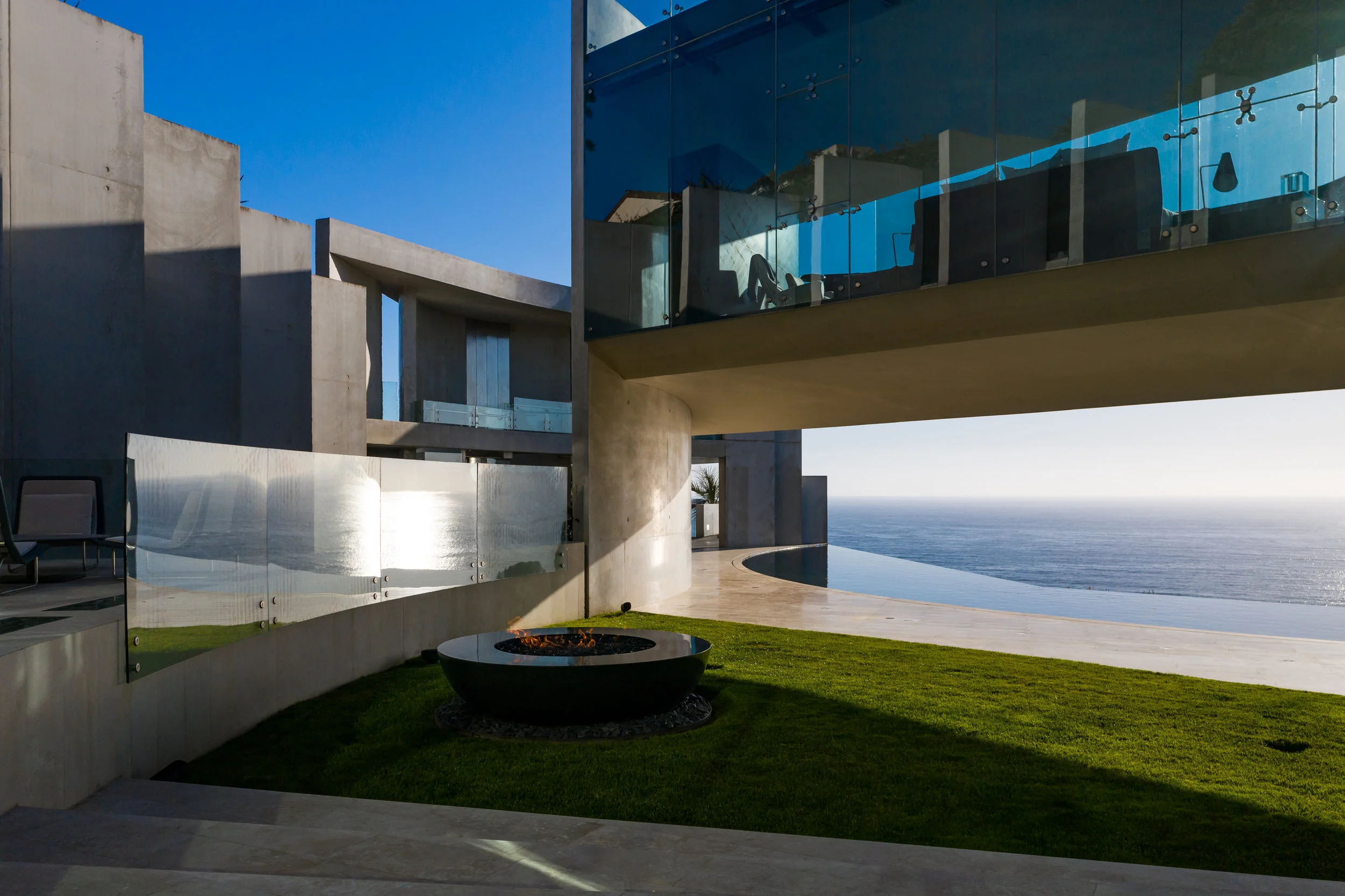 The-Razor-House-Gary-Kasl-SandKasl-Imaging-15.jpg