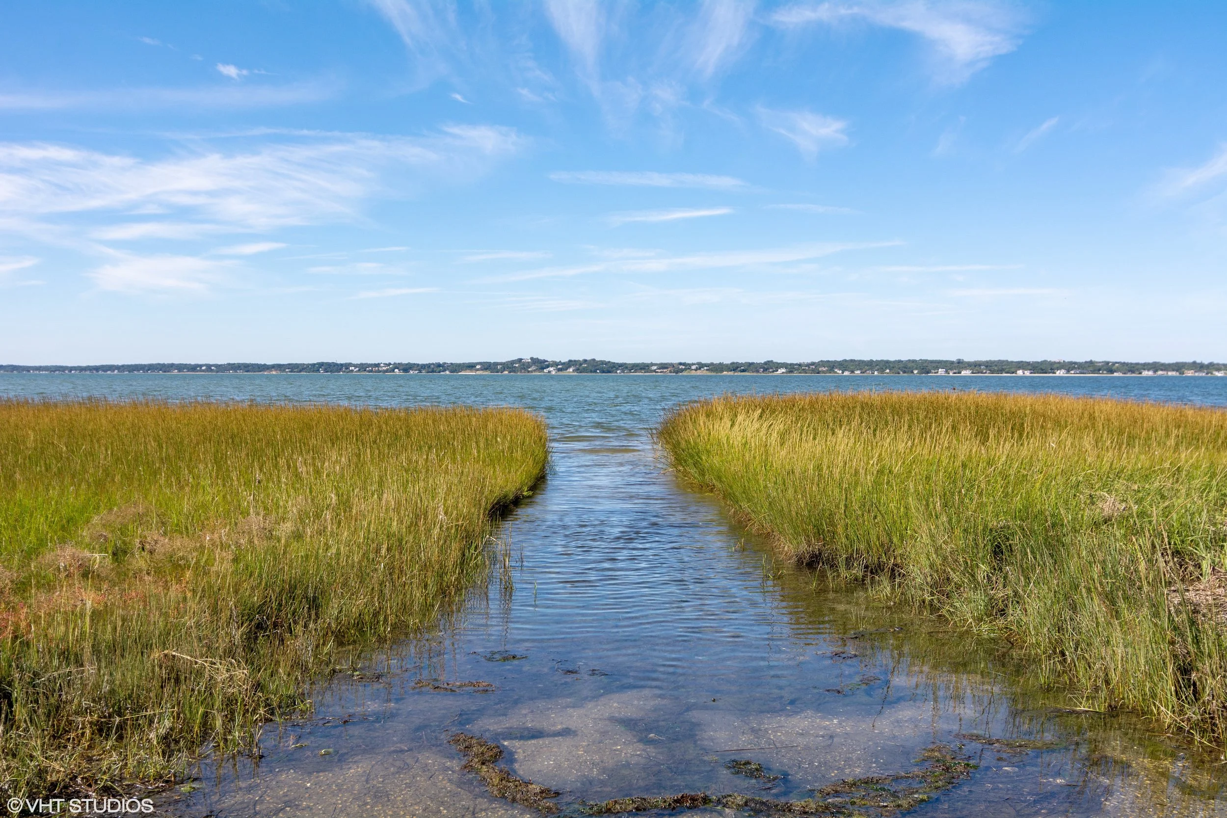 1421MeadowLn-SouthamptonVillageNewYork_Michaela_Keszler_DouglasElliman_Photography_84123569_high_res.jpg