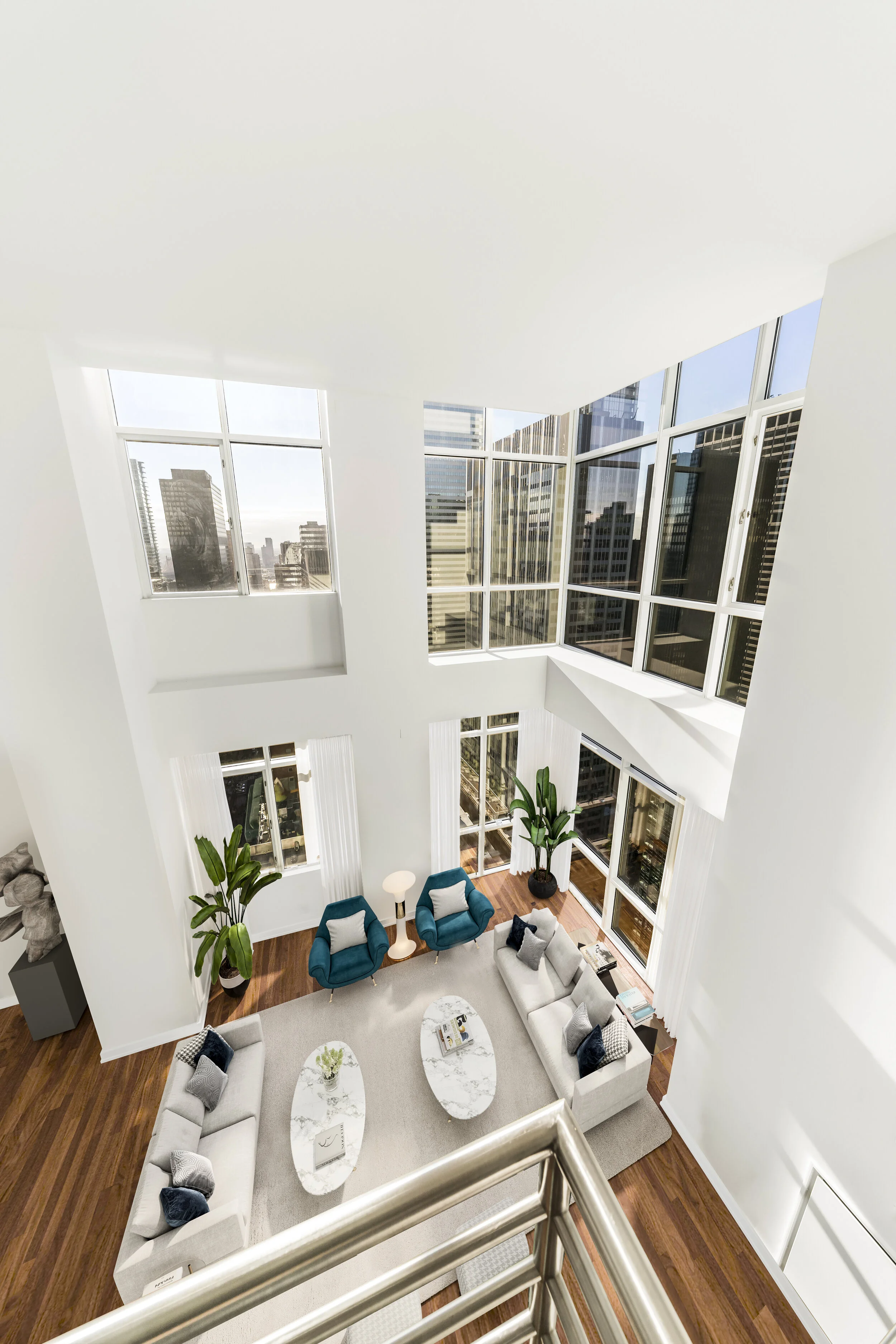 60East55thStreetPH3AB-MidtownNewYork_Sule_Haskell_DouglasElliman_Photography_70094436_high_res.jpg