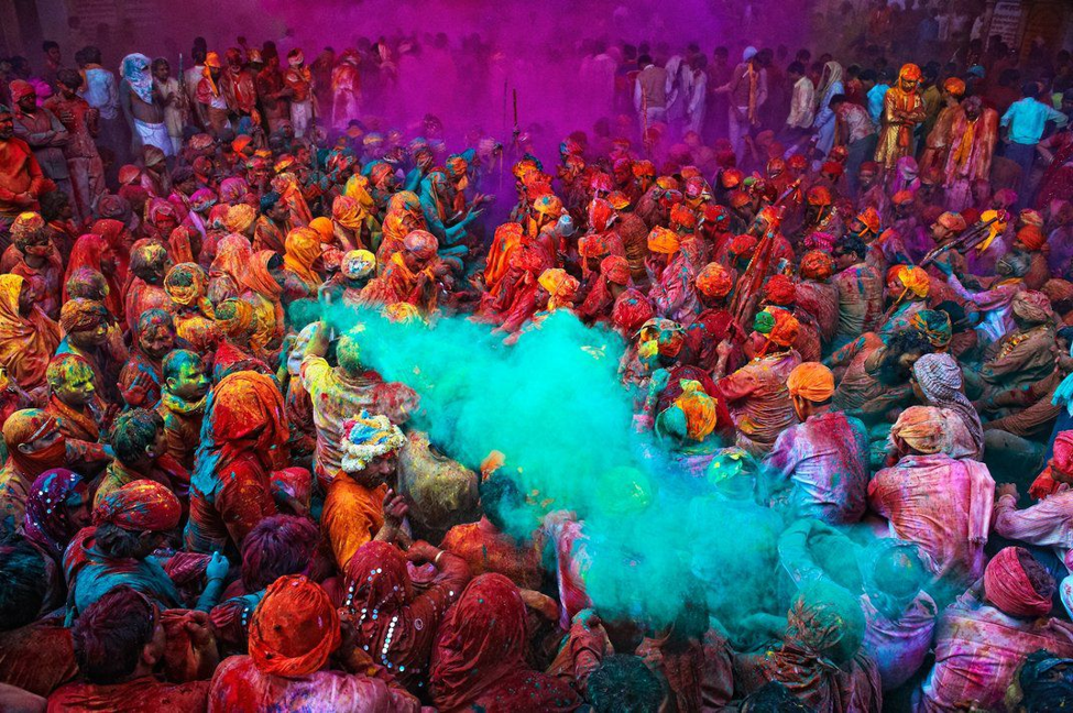 Celebrate Holi Nyc S Largest Festival Of Colors Off The Mrkt Текст coldplay — hymn for the weekend. celebrate holi nyc s largest festival