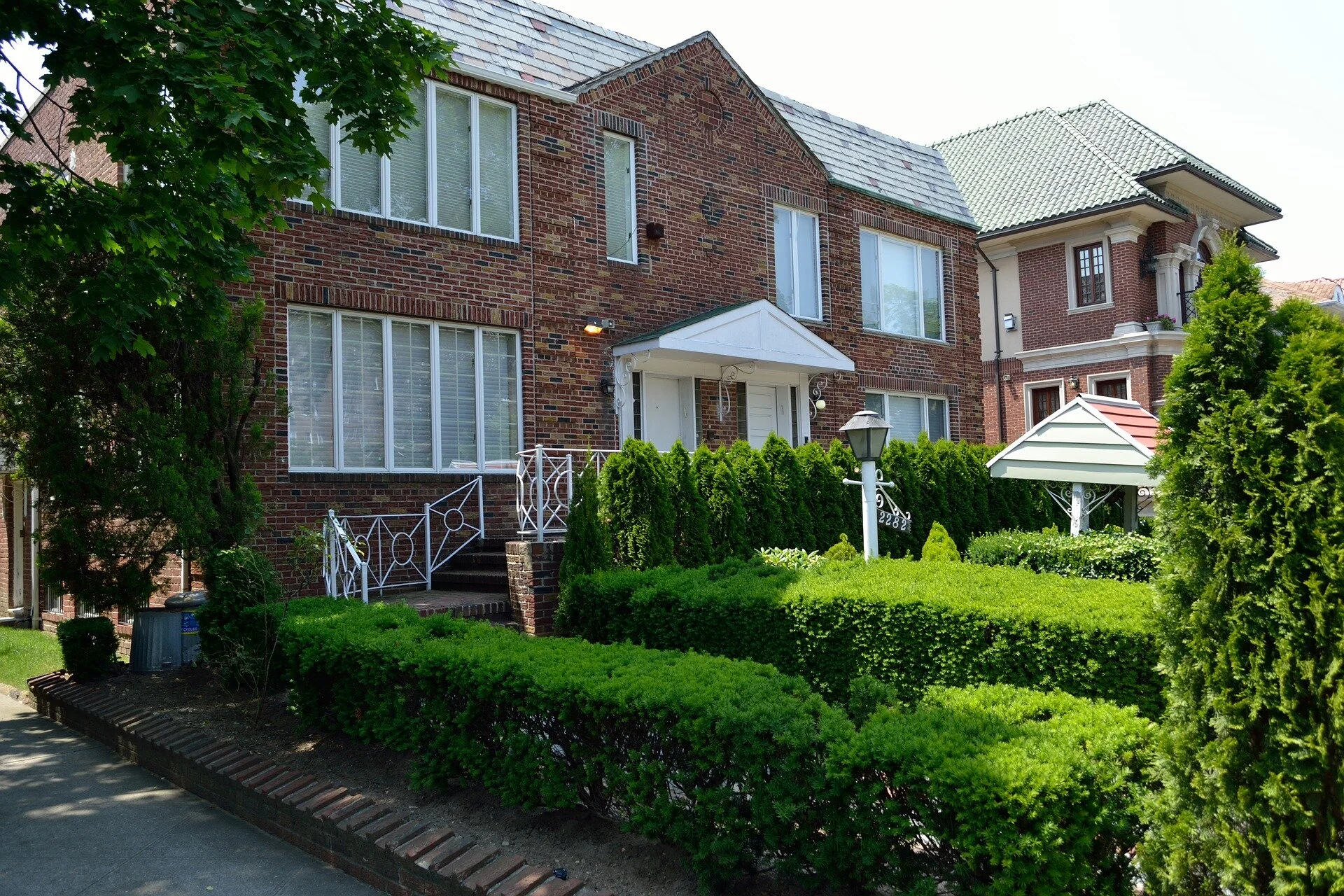 Living In The City Vs. The Suburbs Pros And Cons