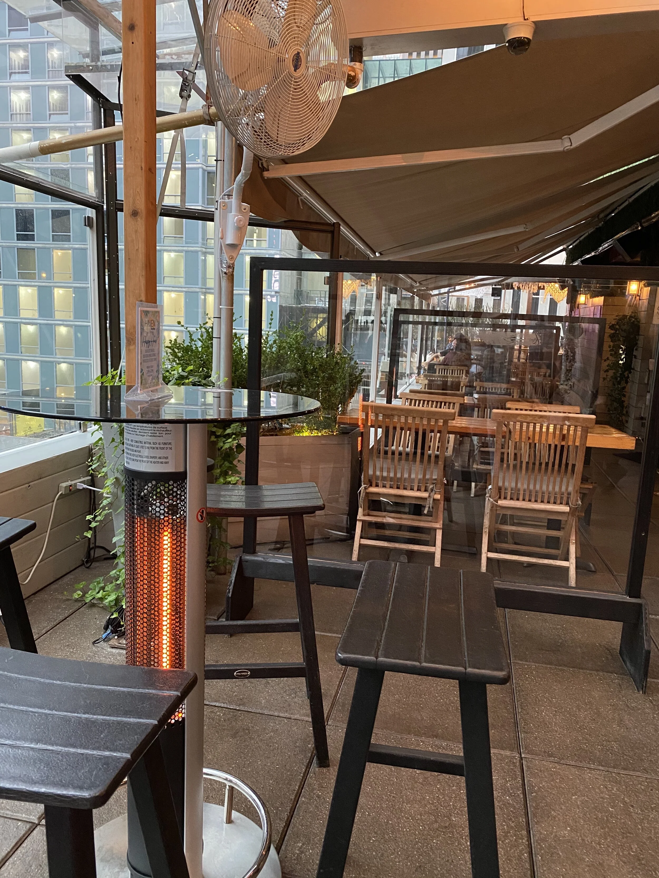 Rooftop Outdoor Heated Patio Restaurants Outdoor Seating Heated