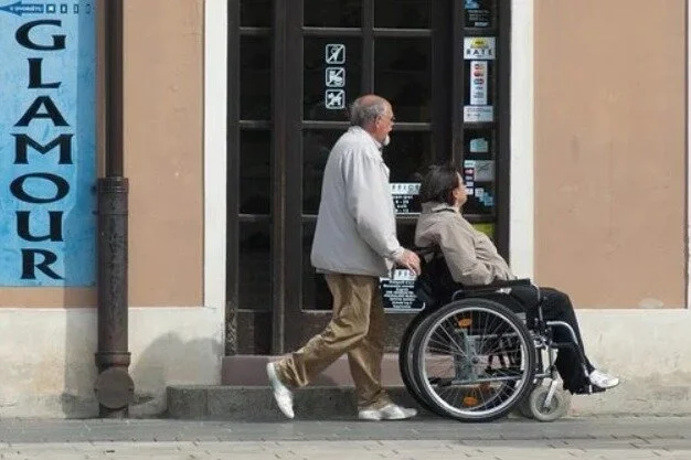 Screenshot of wheelchair-908343__340.jpg (510×340).jpg
