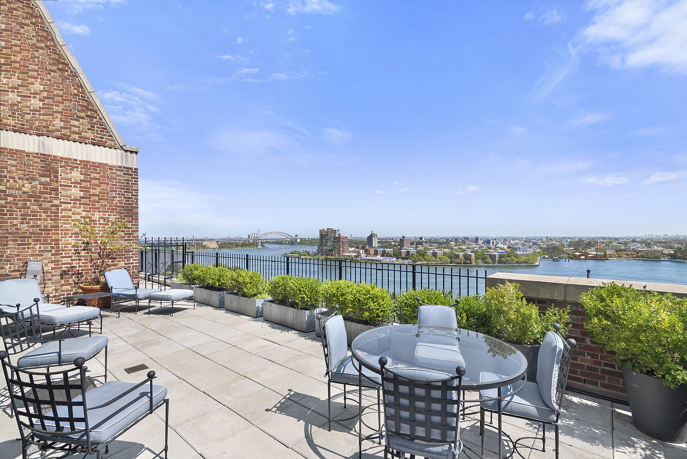 130 East End Avenue, Penthouse B