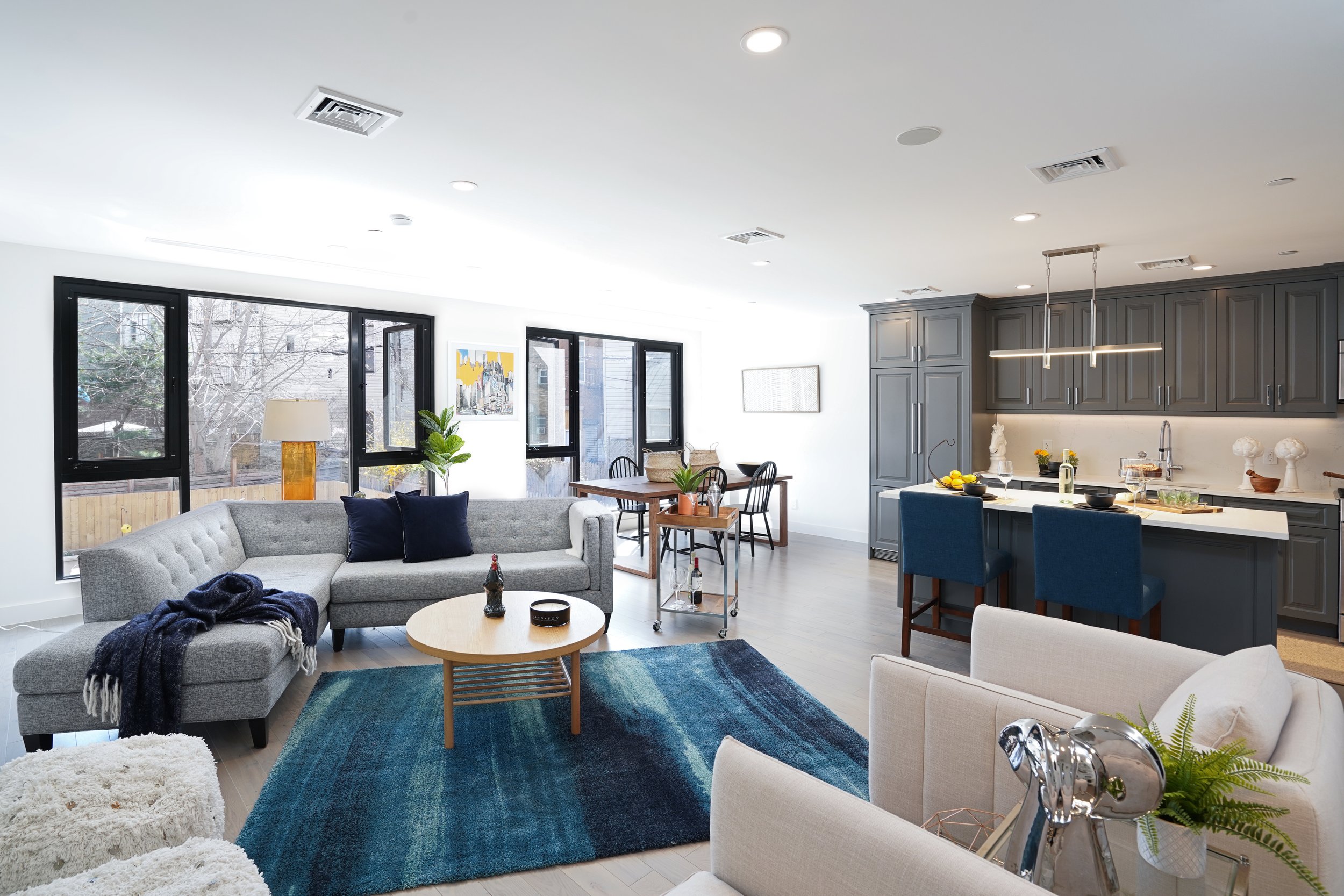  The condominium’s single duplex residence spans the ground floor and includes a striking double-tiered garden terrace in order to provide multiple points of indoor outdoor connection. Similarly, the full floor home spanning the third story of the bu