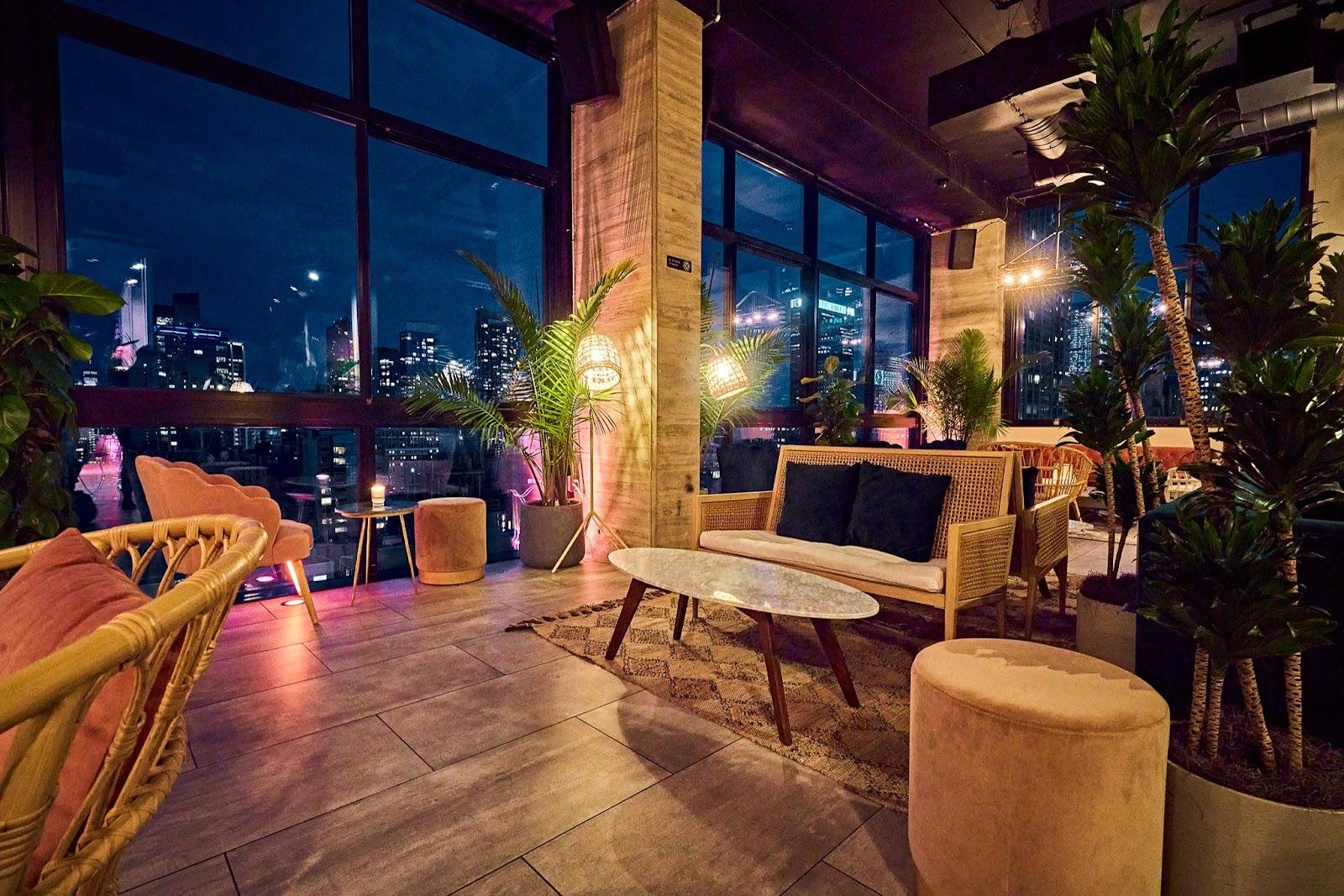   Daintree , (25 W 38th St) an intimate cocktail lounge and rooftop destination on the top floor of Hotel Hendricks in Midtown is celebrating Valentine’s Day. Grounded in both Australian tradition and New York soul, Daintree offers a lively setting f