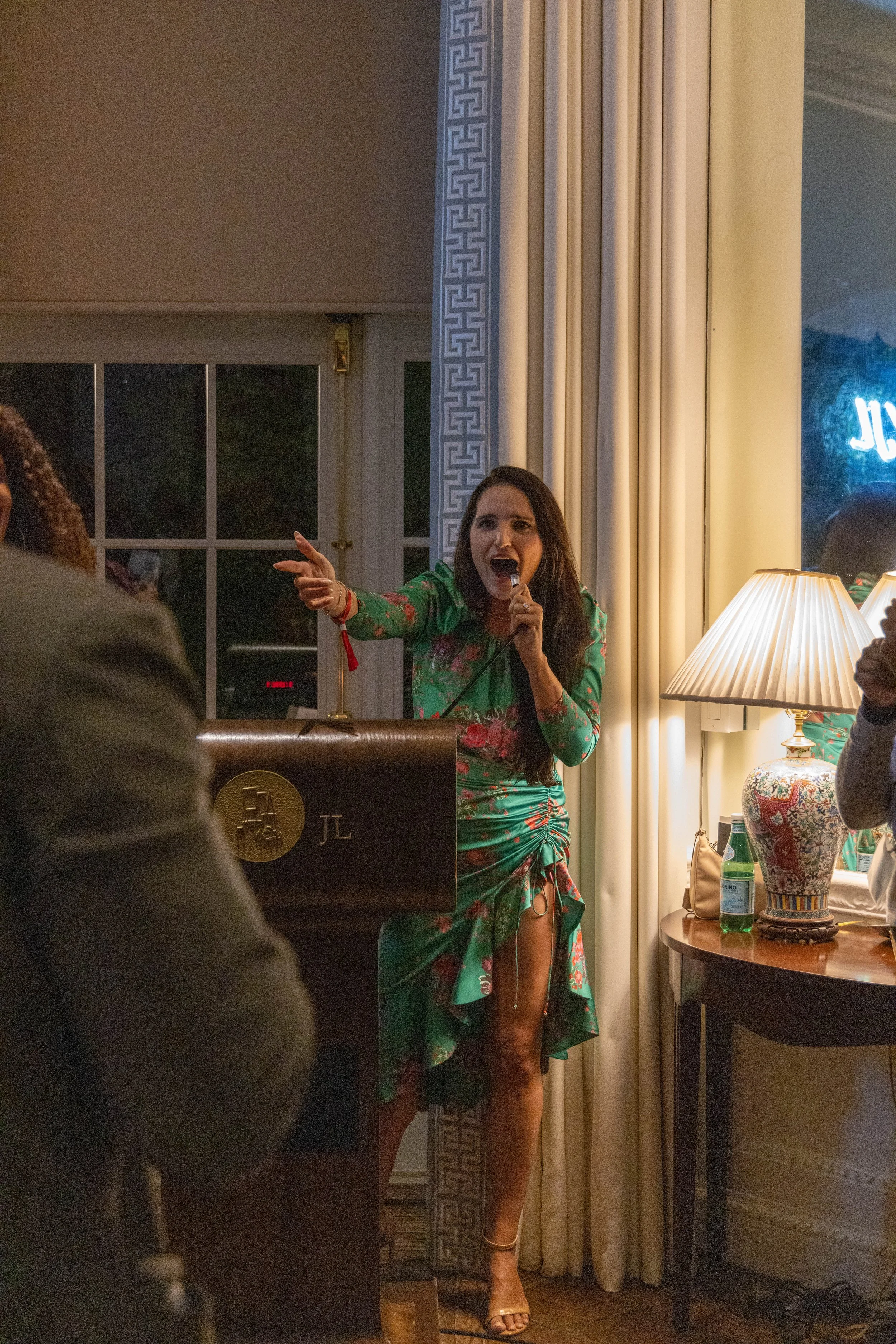 Auctioneer Sara Reidy Brzozowski.jpg