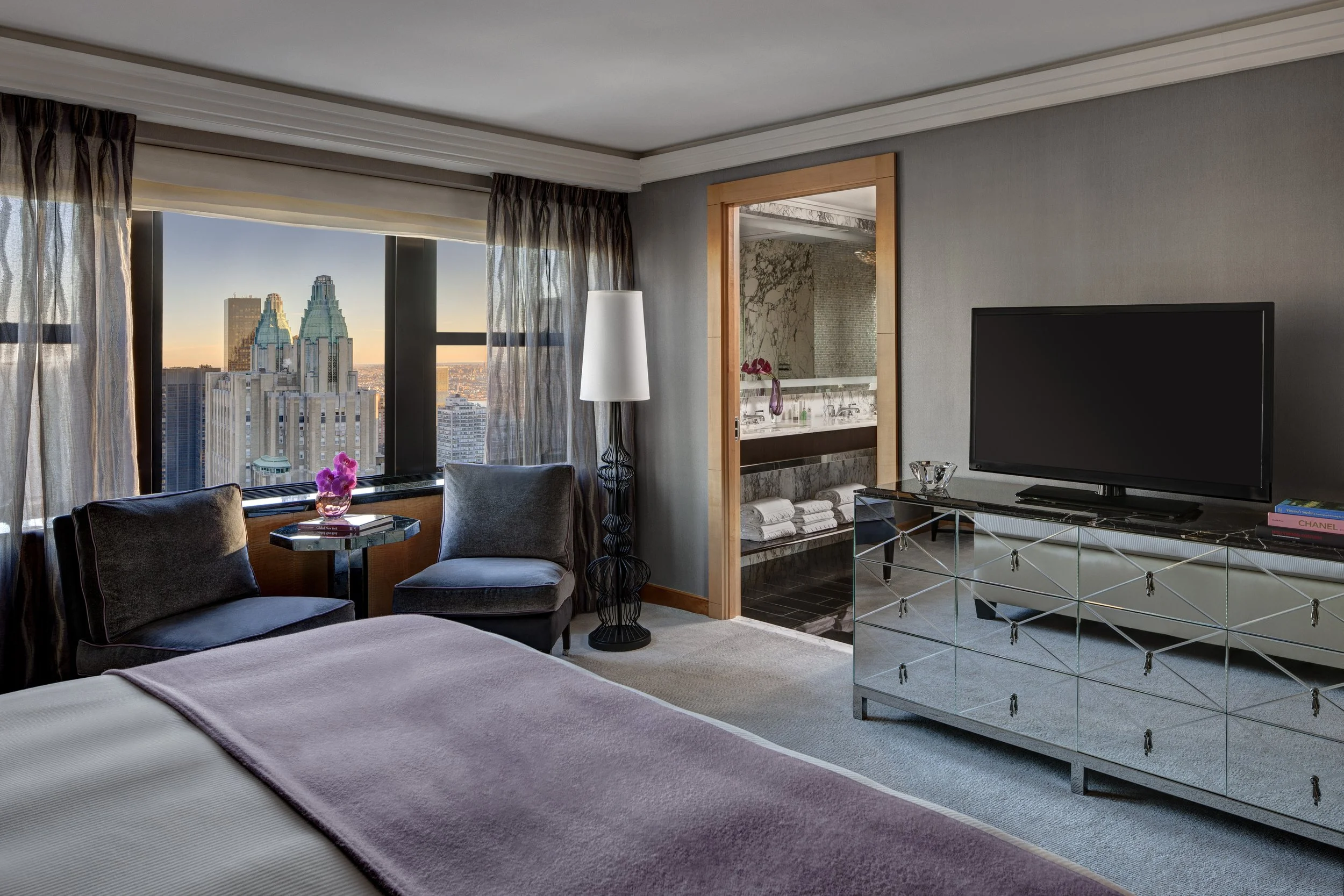 JewelSuite_Masterbedroomview.JPG