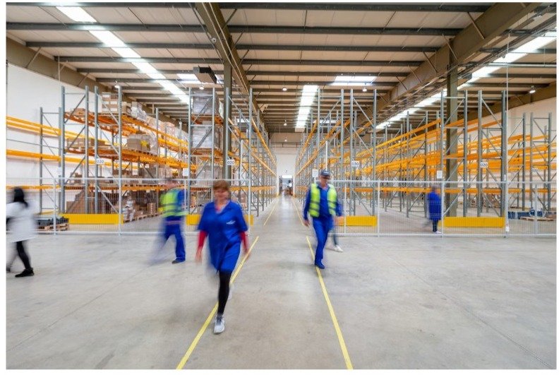 Screenshot of ABC15414_offthemrkt.com_sarah.docx - Google Docs.jpg