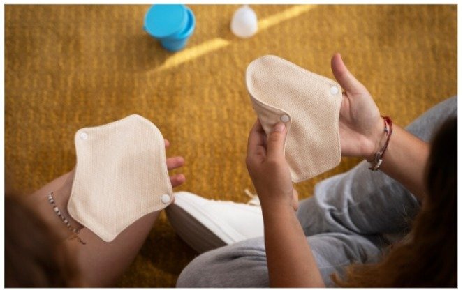 Screenshot of Why More People Are Bringing Their Yoga Practice Home (And How to Do It Right) - https___www.offthemrkt.com_ - Google Docs (2).jpg