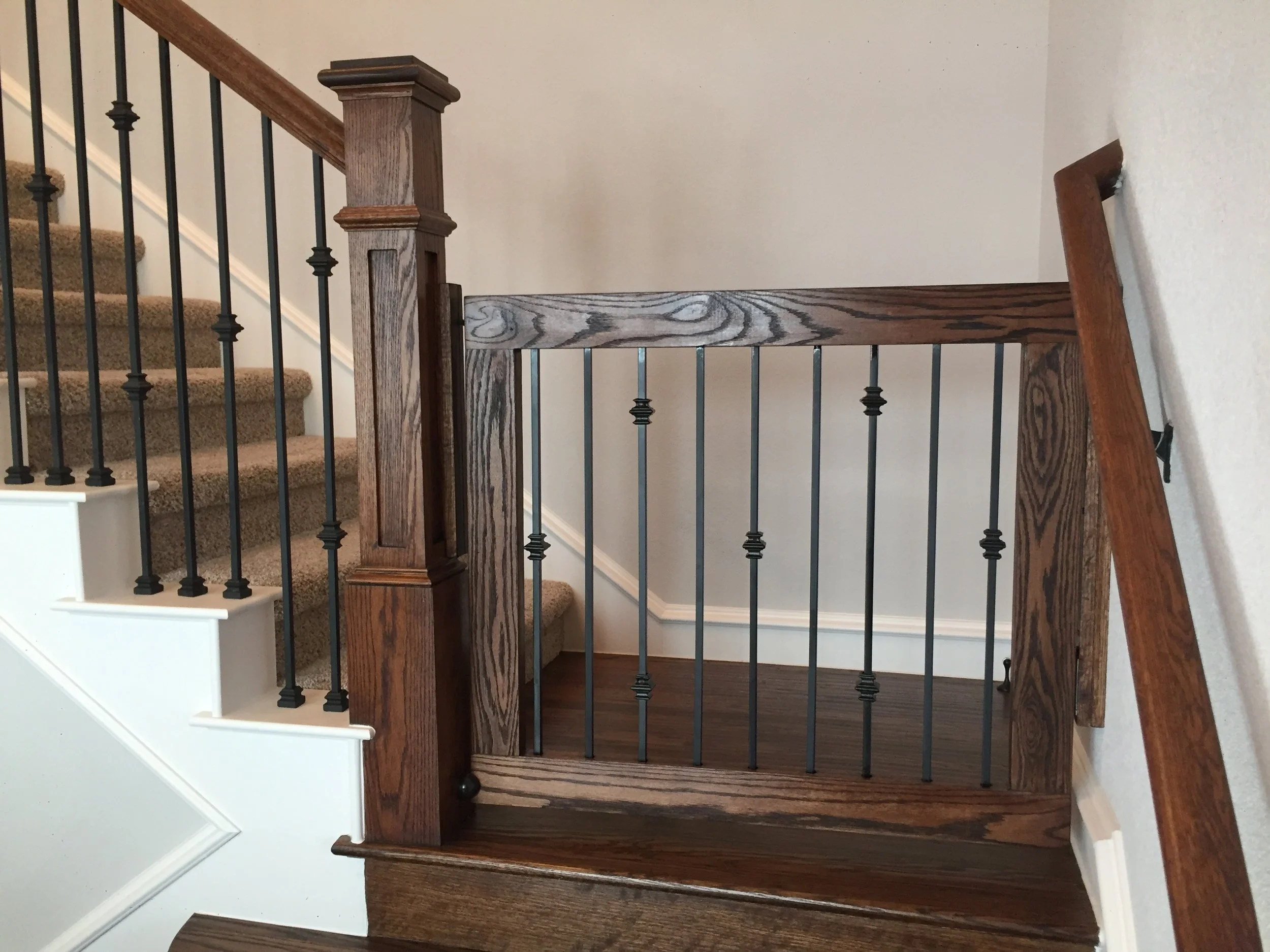 Kid gate on stairs