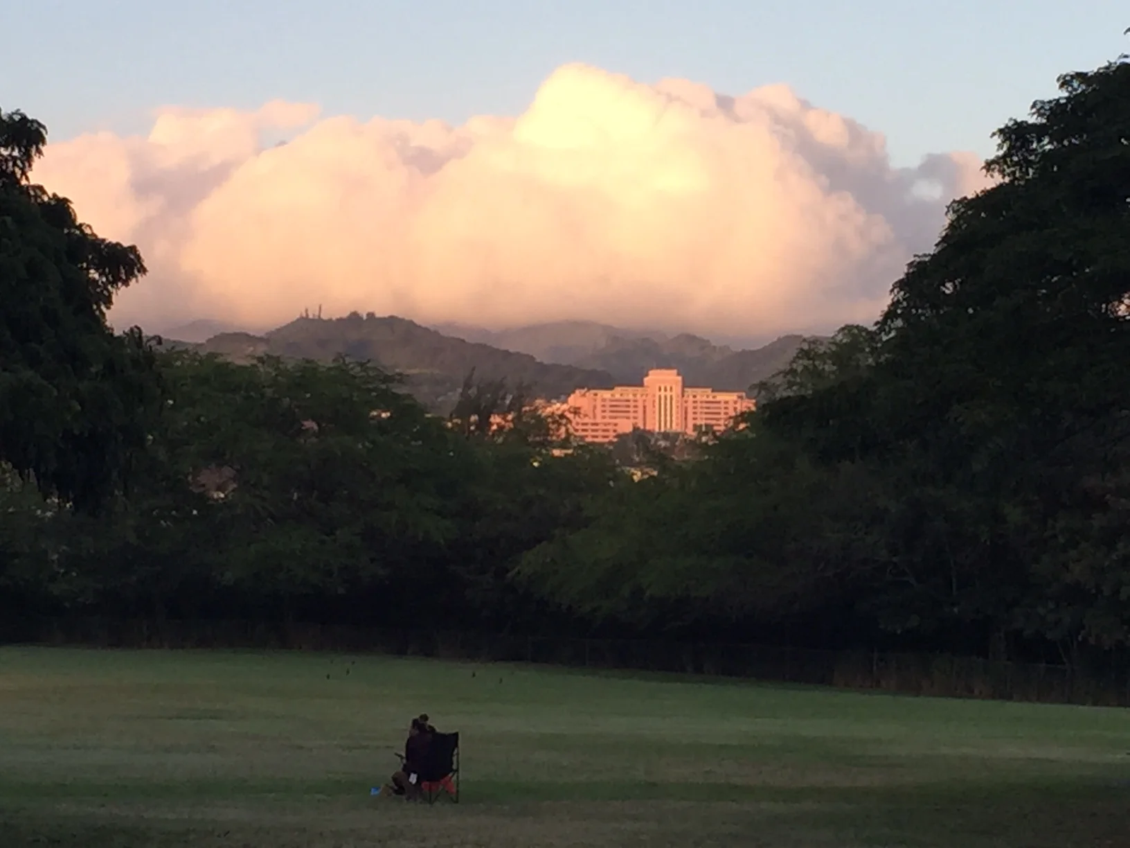 Salt Lake park near Tripler Army Hospital