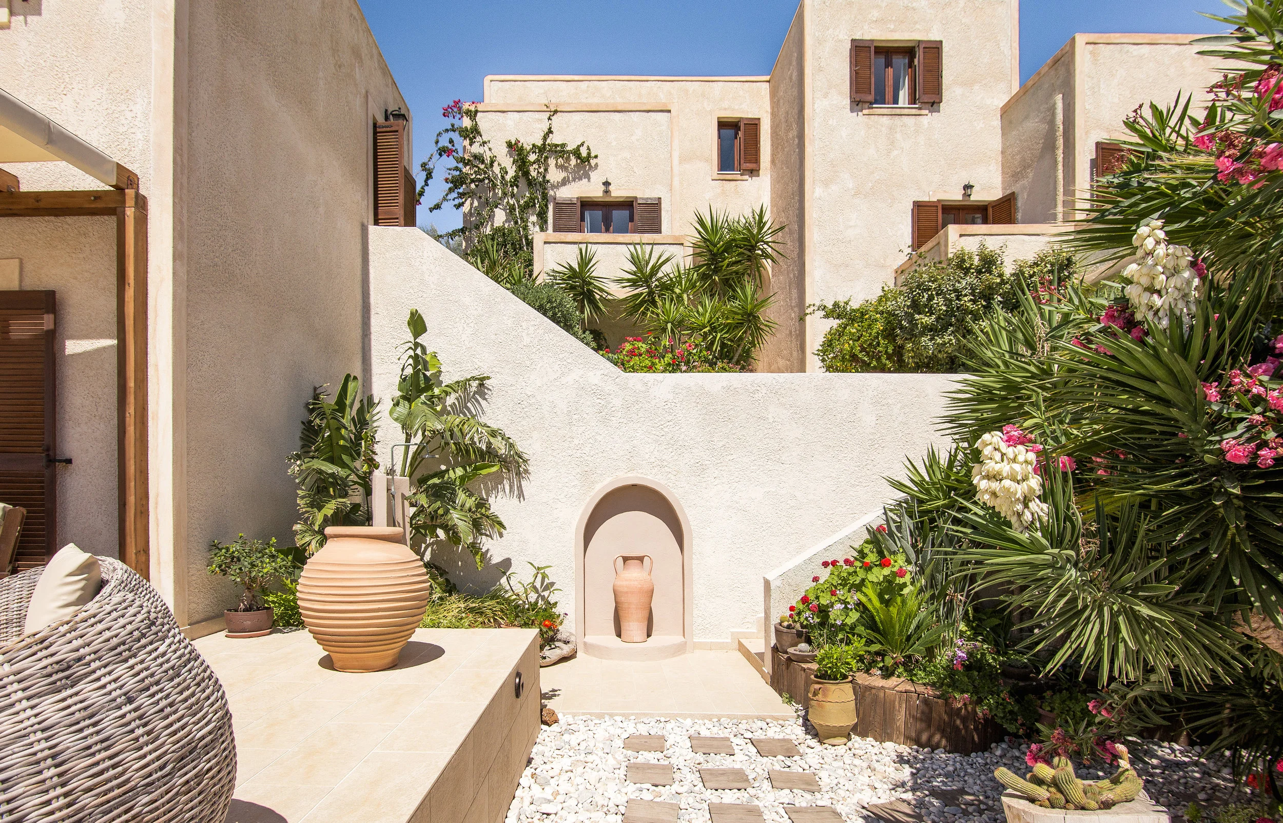 seabreezehotelios-2.jpg