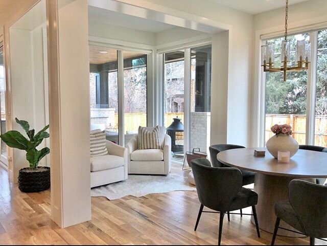 The sunniest spot for a morning coffee at our Kearney Street Project ☕️ #kearneystreetproject c2Designer @juliawilkinsinteriors ▫️ Need to get this one photographed soon so I can stop posting #crappyiphonepics #c2designco #diningroom