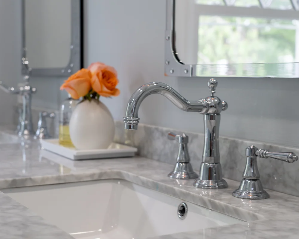 Bathroom 004.jpg